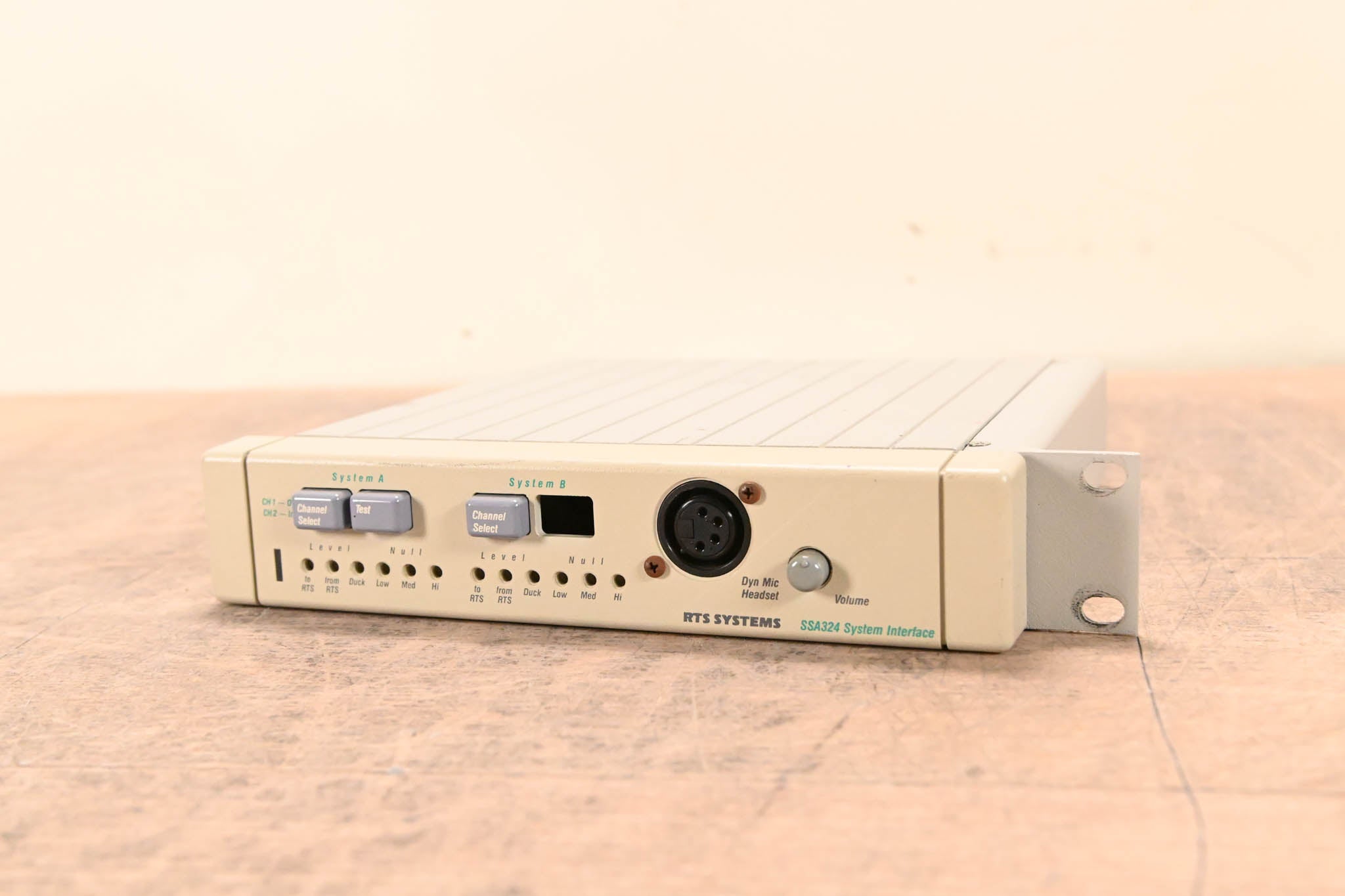 RTS SSA324 Intercom System Interface (NO POWER SUPPLY)