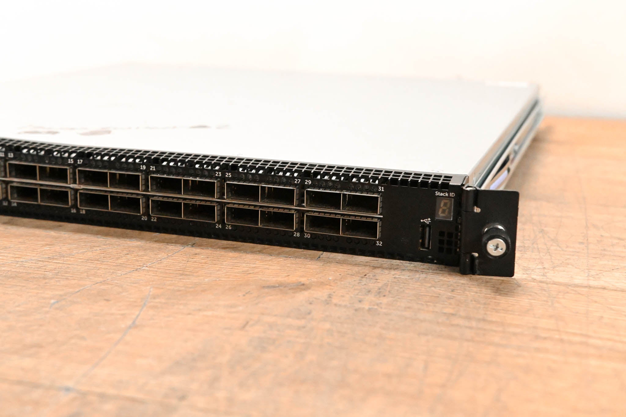 Dell S6010-ON 4-Slot Modular Network Switch