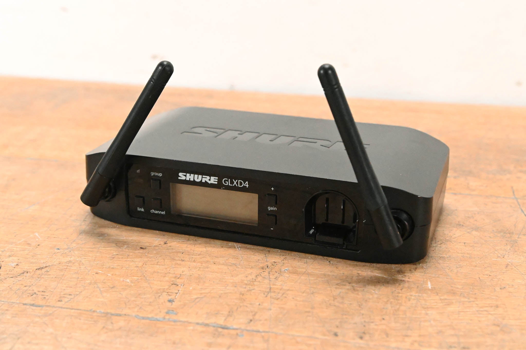 Shure GLXD4 Digital Wireless Receiver - Z2 Range (NO POWER SUPPLY)