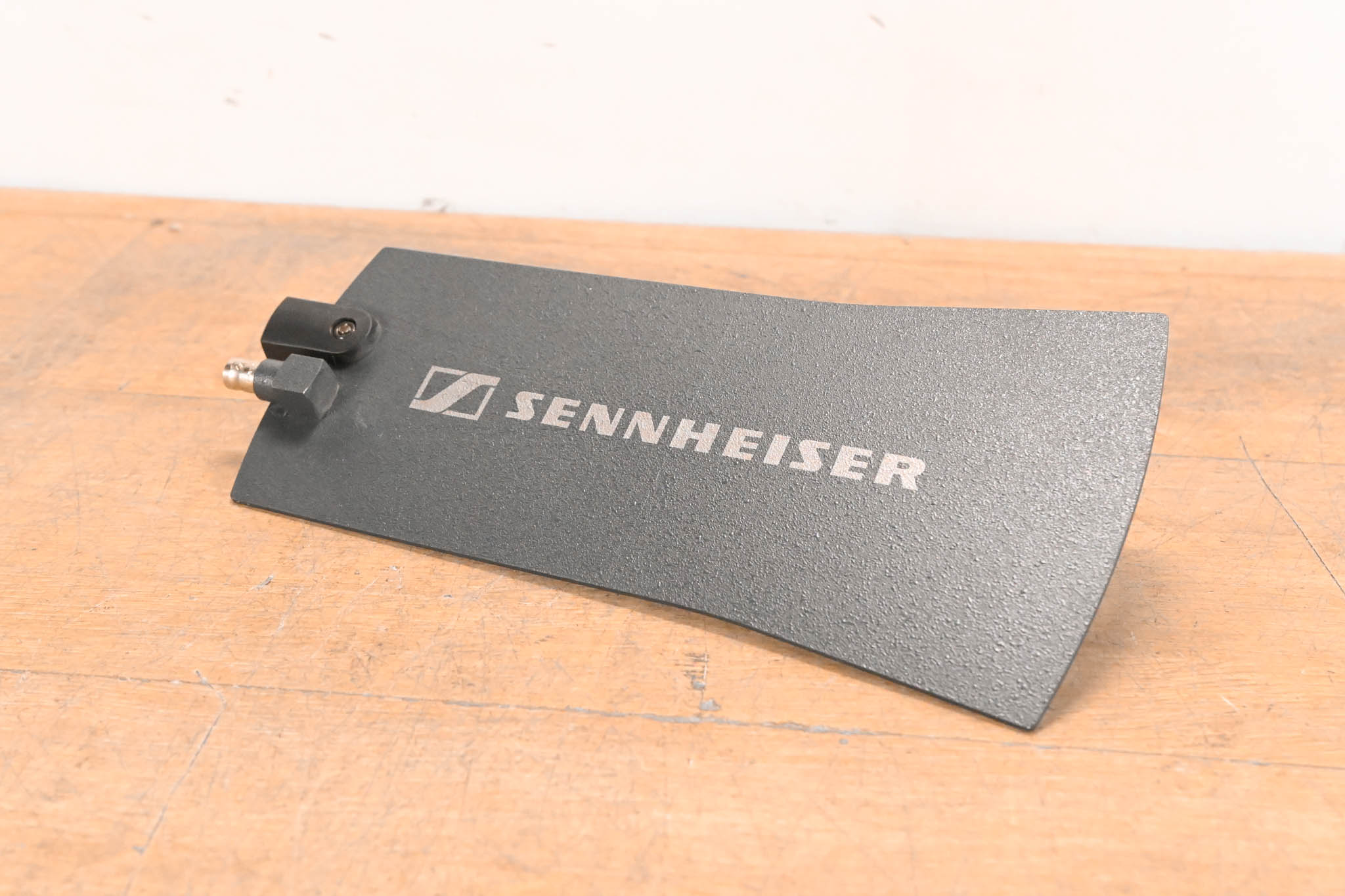 Sennheiser A 1031-U Omnidirectional UHF Antenna
