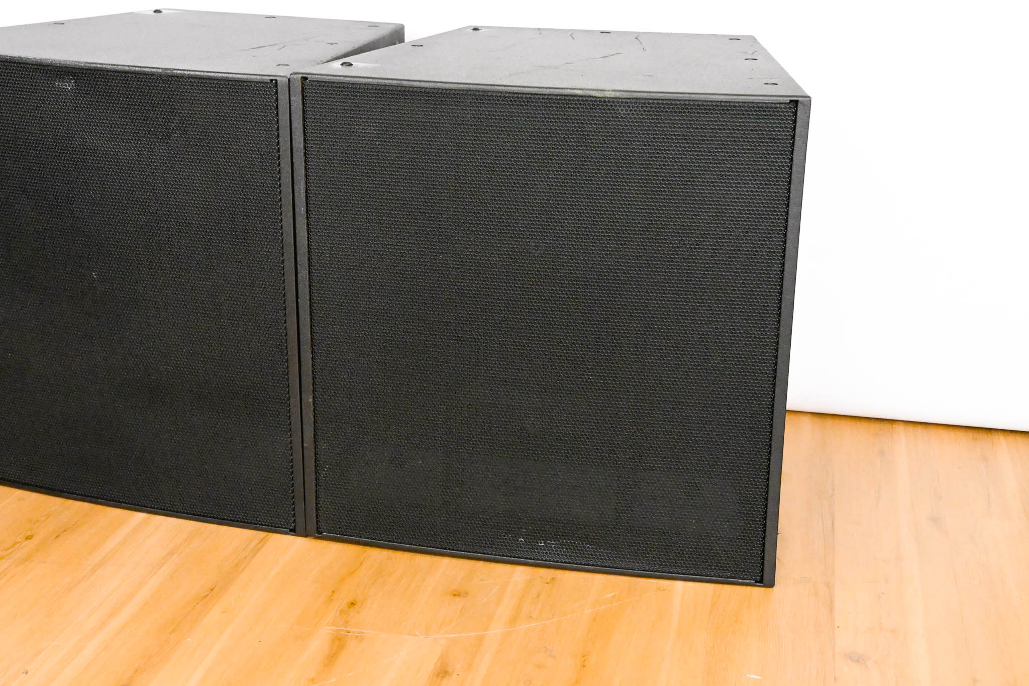 Electro-Voice (EV) EVH-1152D/64 15" 2-Way Passive Loudspeaker (PAIR)