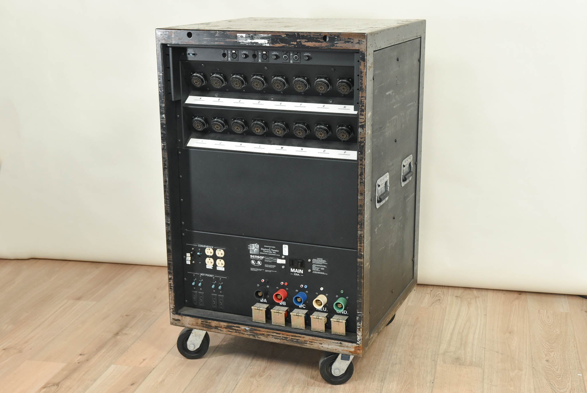 ETC Sensor Rack 48 x 2.4 Kw Custom Touring Dimmer Rack