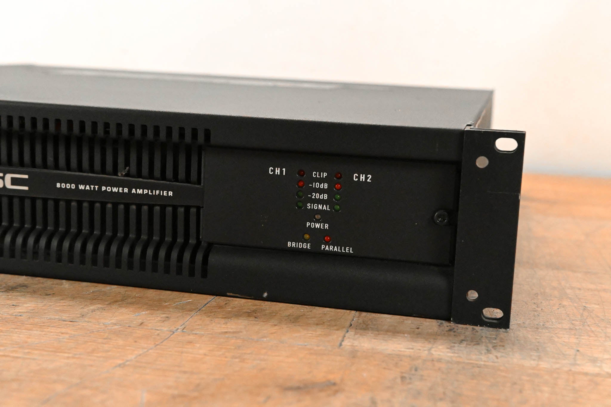 QSC PL380 Powerlight 3 Series 2-Channel Power Amplifier