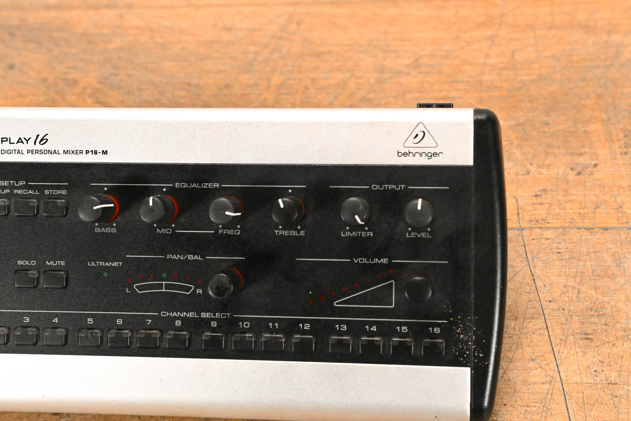 Behringer Powerplay P16-M 16-Channel Digital Personal Mixer