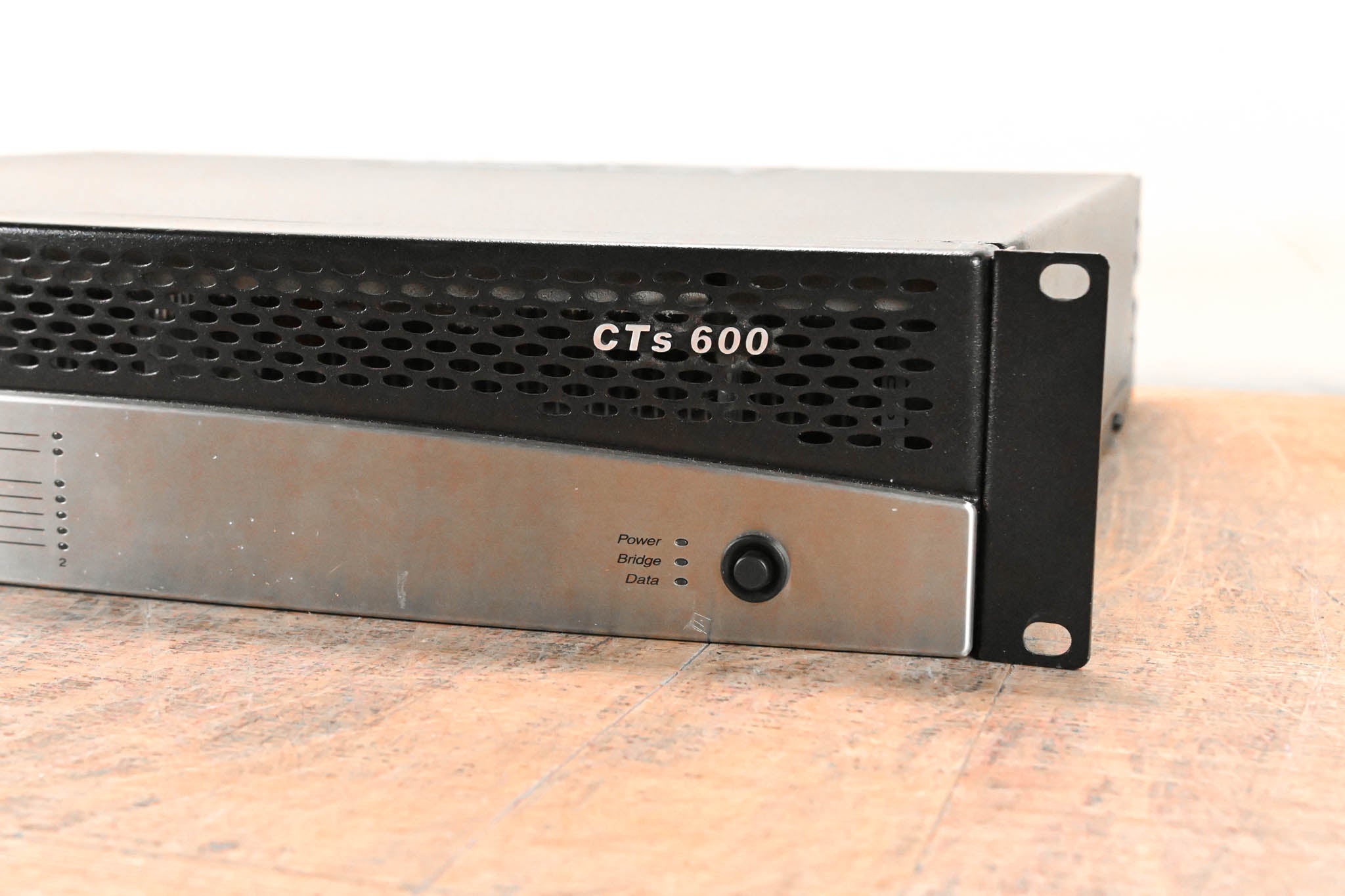 Crown CTs 600 Two-Channel 300W Power Amplifier