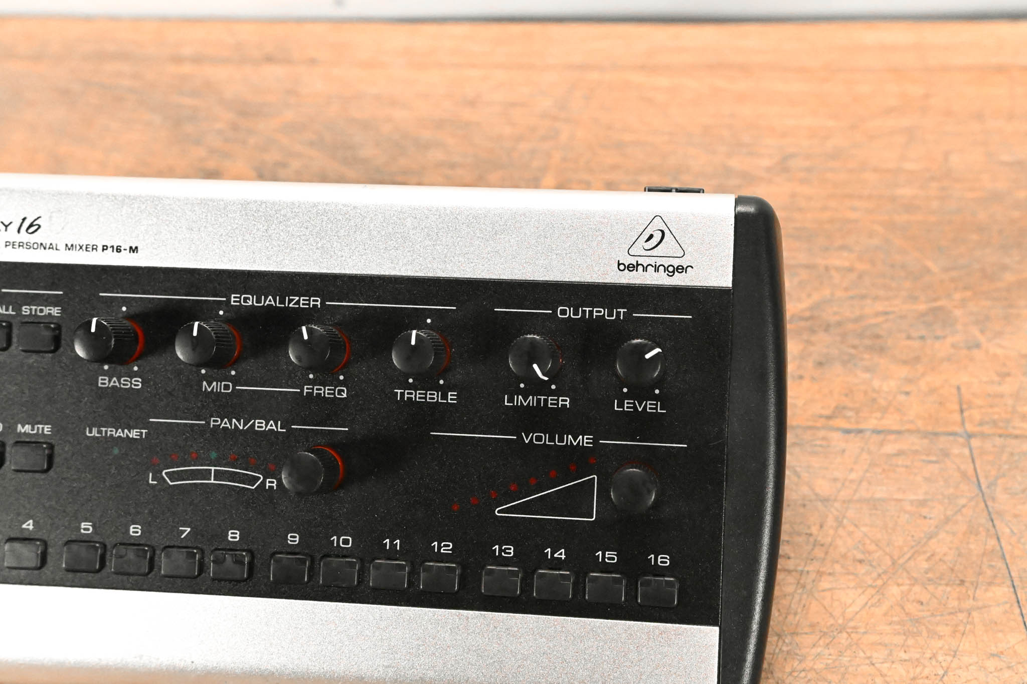 Behringer Powerplay P16-M 16-Channel Digital Personal Mixer