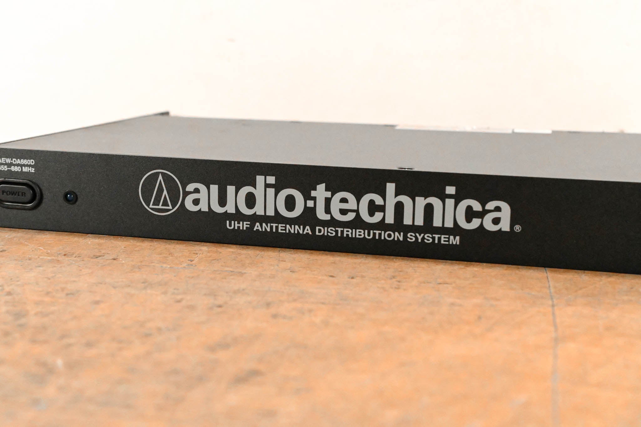 Audio-Technica AEW-DA660D UHF Antenna Distribution System