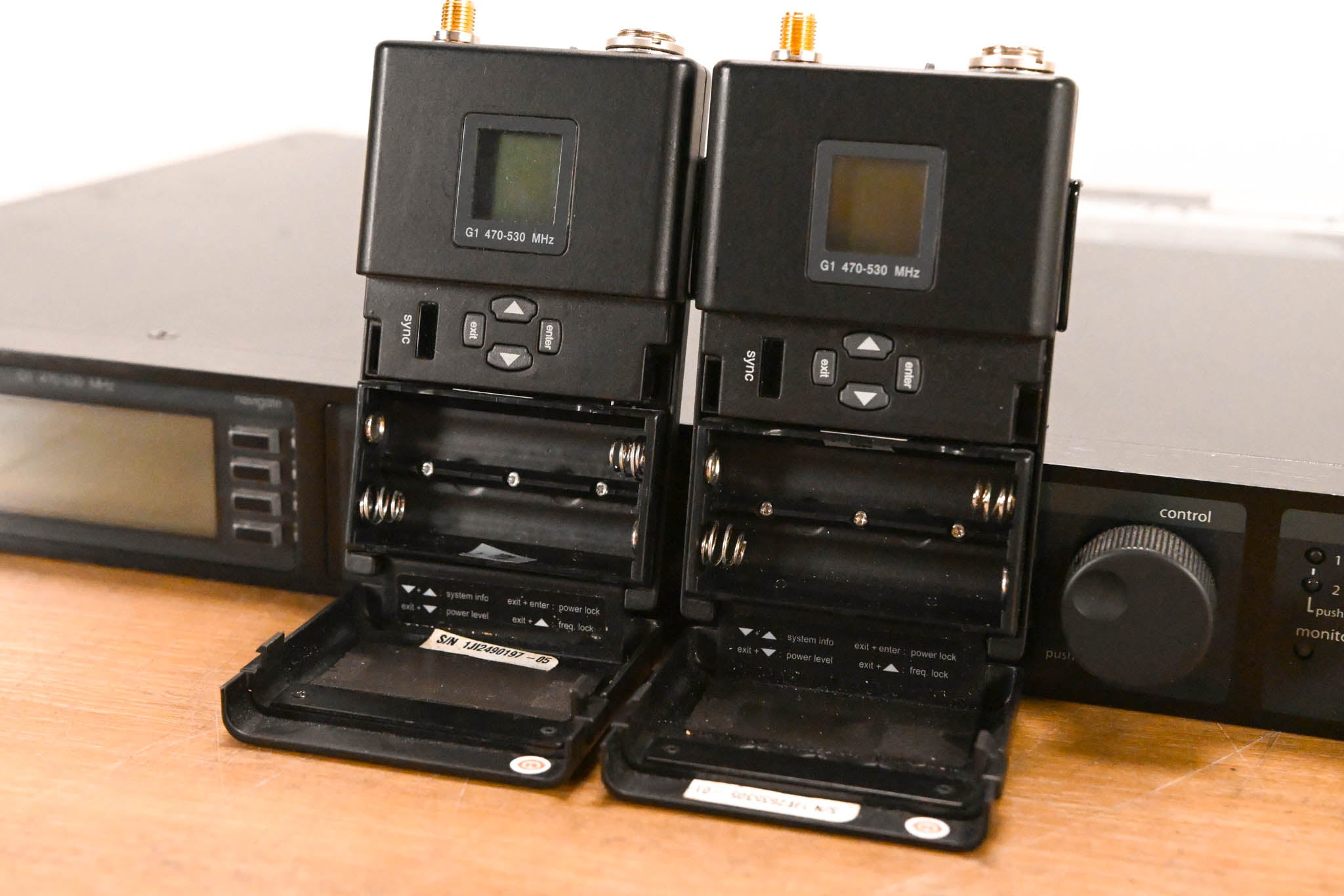 Shure UR4D+ Dual Wireless Receiver with two UR1 Bodypacks - G1 Band