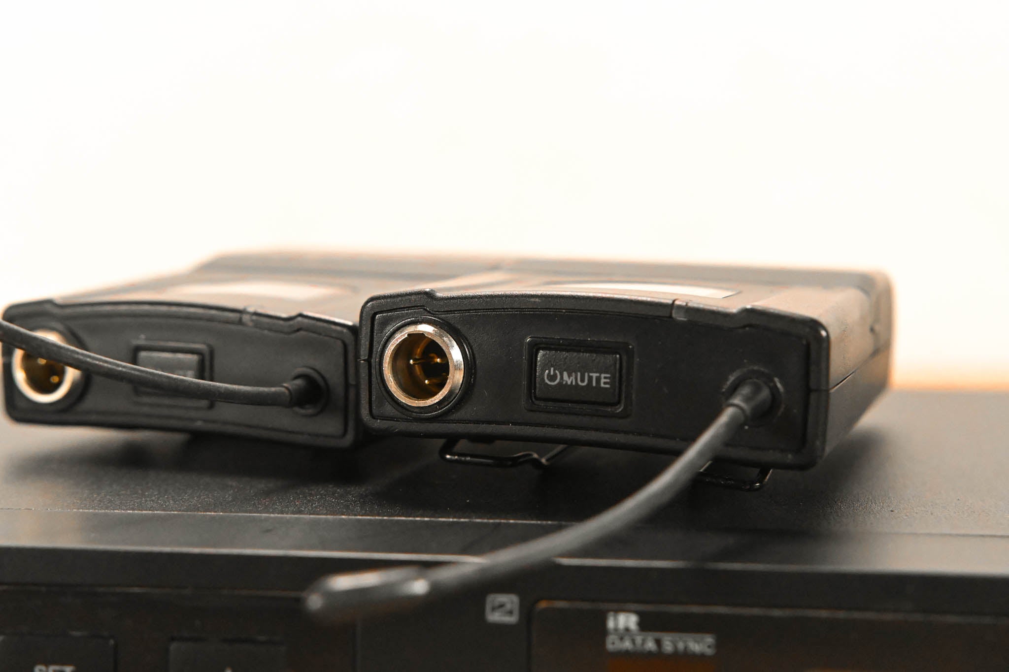 Airwave Technologies AT-4220 Wireless System B Range NO POWER SUPPLY