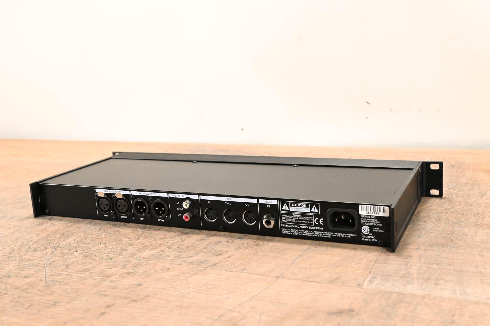 TC Electronic M-ONE XL Dual-Engine Effects Processor