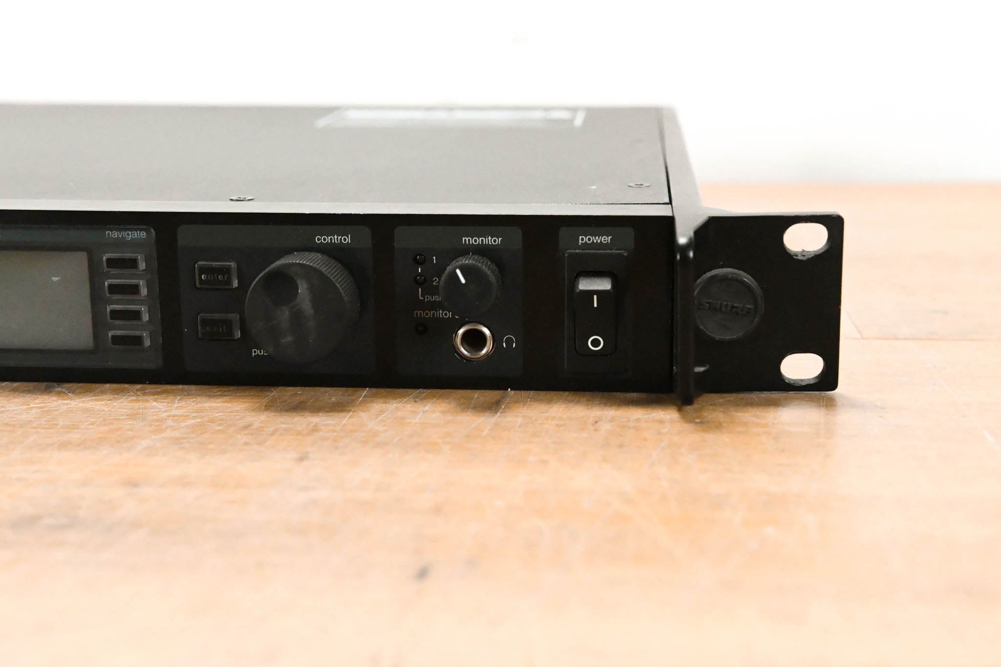 Shure UR4D Wireless Receiver w/ two UR1 Bodypack Transmitters - H4 Band