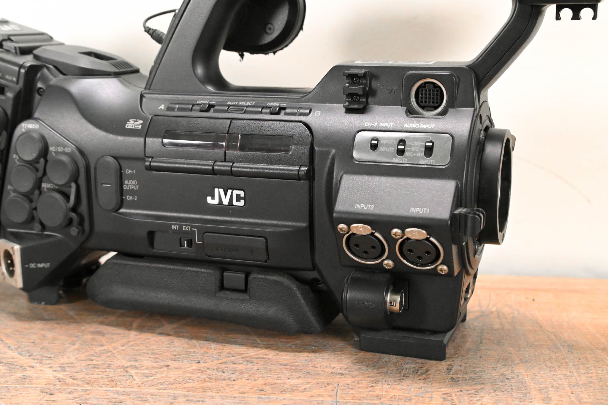 JVC GY-HM790U ProHD Solid State Media Camcorder