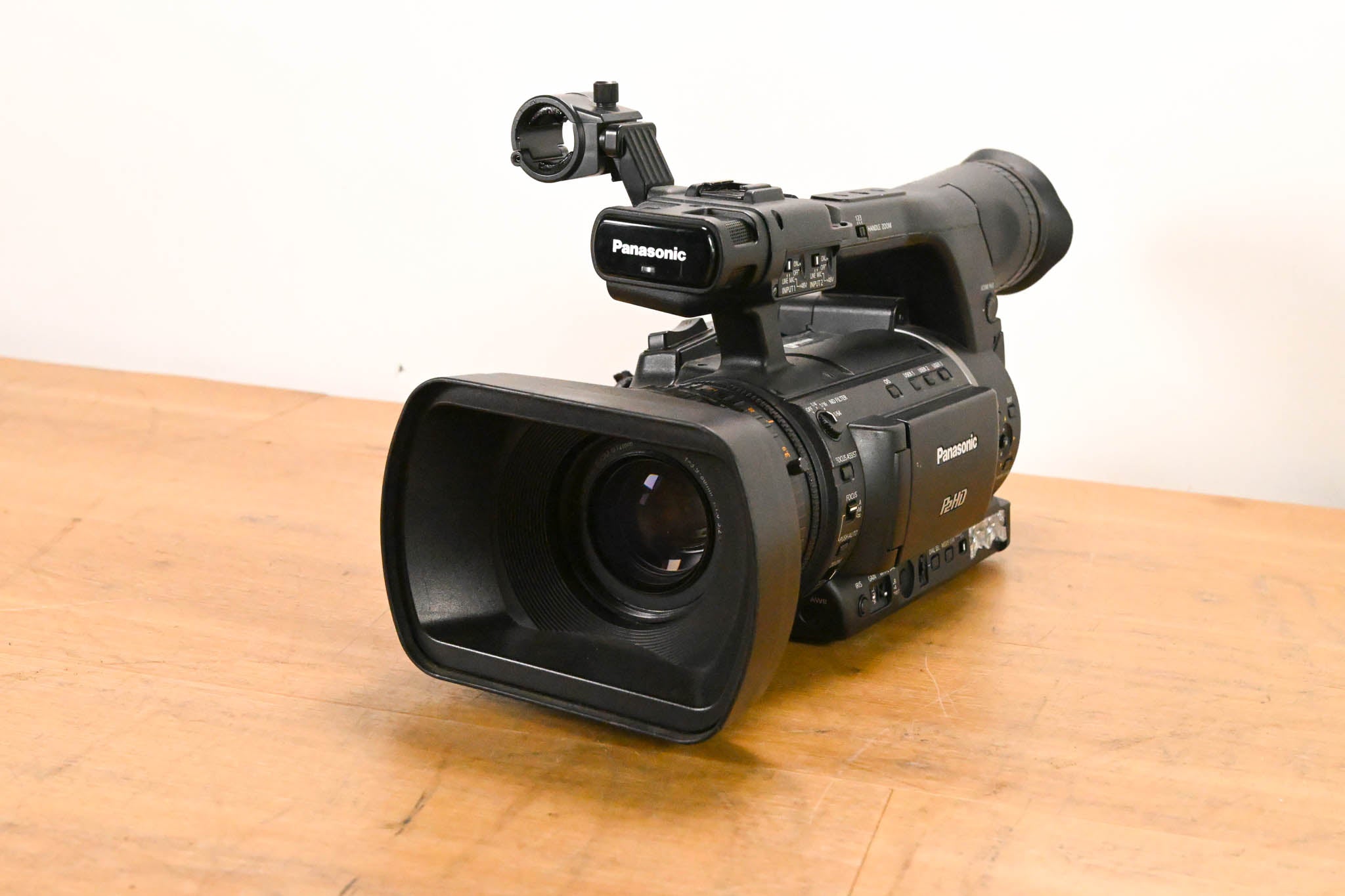 Panasonic AG-HPX255P P2 HD Handheld Camcorder