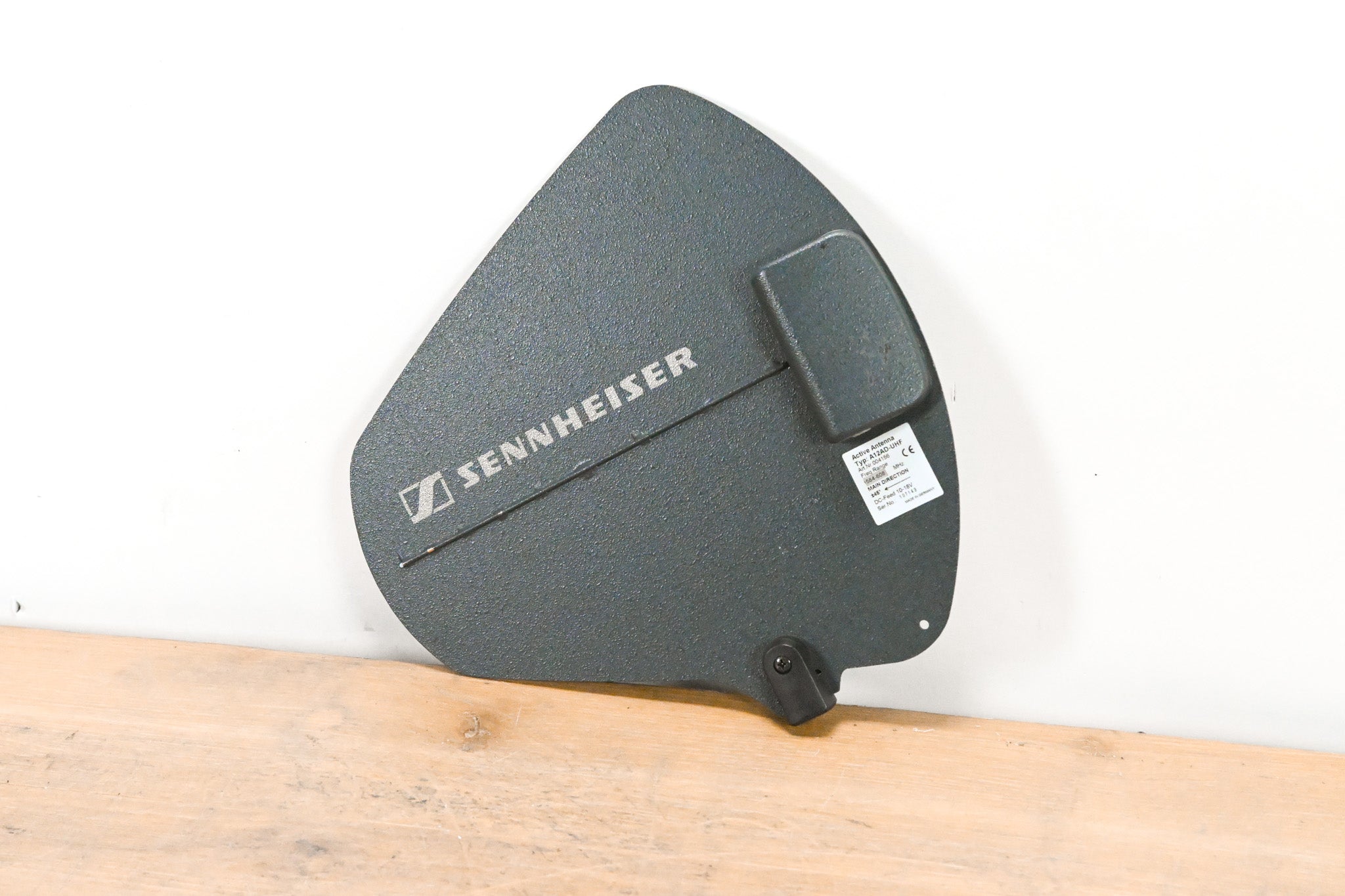 Sennheiser A12AD-UHF Active Antenna 584-608 MHz