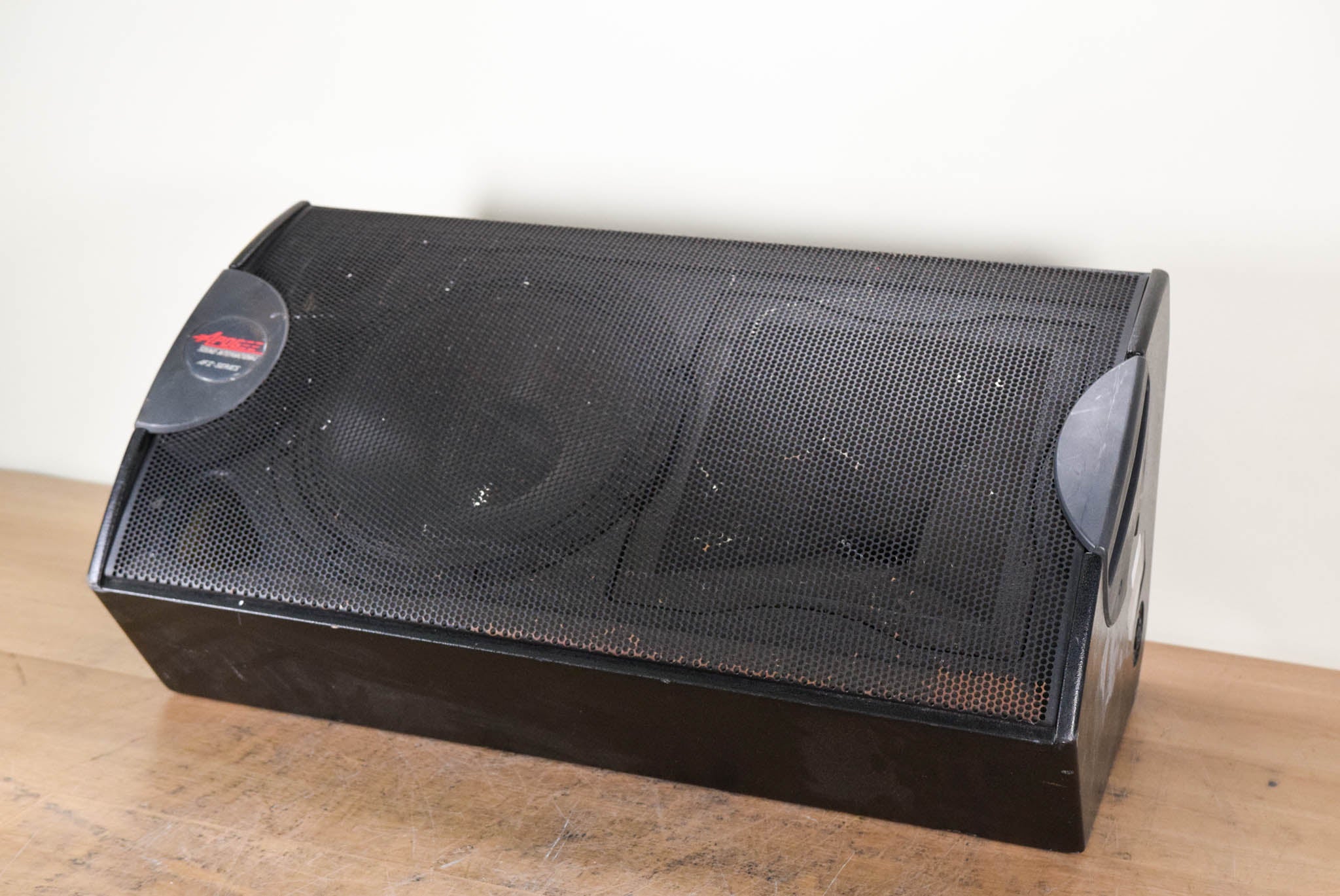 Apogee Sound AFI4MW 12" TwoWay Passive Stage Monitor