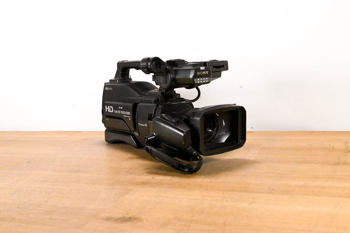 Sony HXR-MC2500 1/4-inch Exmor R CMOS Sensor HD / SD AVCHD Camcorder