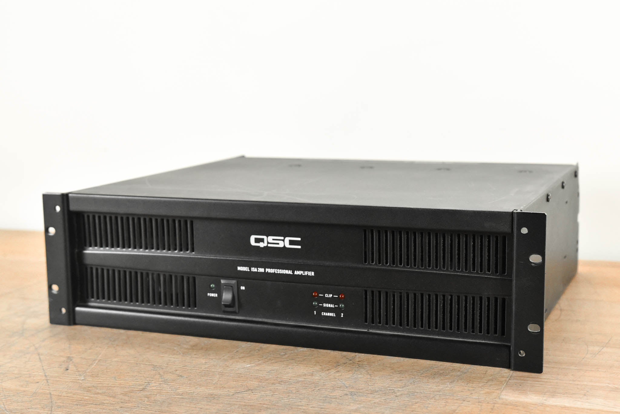 QSC ISA280 2-Channel Installation Power Amplifier