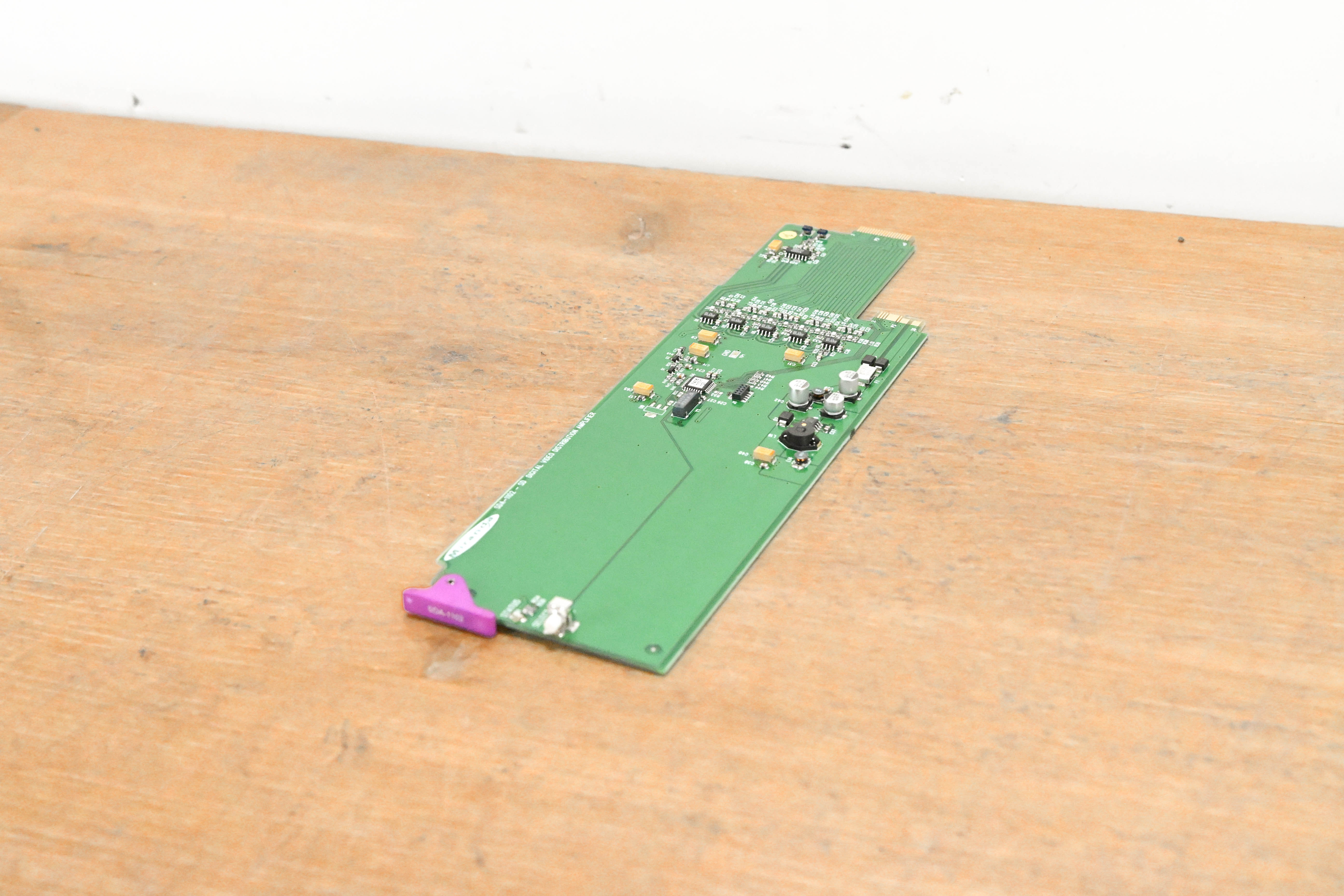 Miranda SDA-1102 SD Digital Video Distribution Amplifier