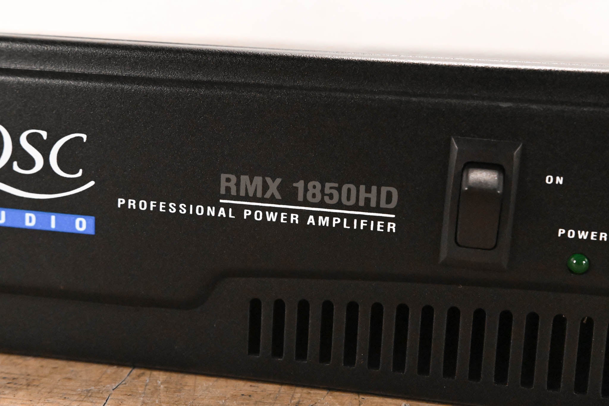 QSC RMX1850HD 2-Channel Power Amplifier