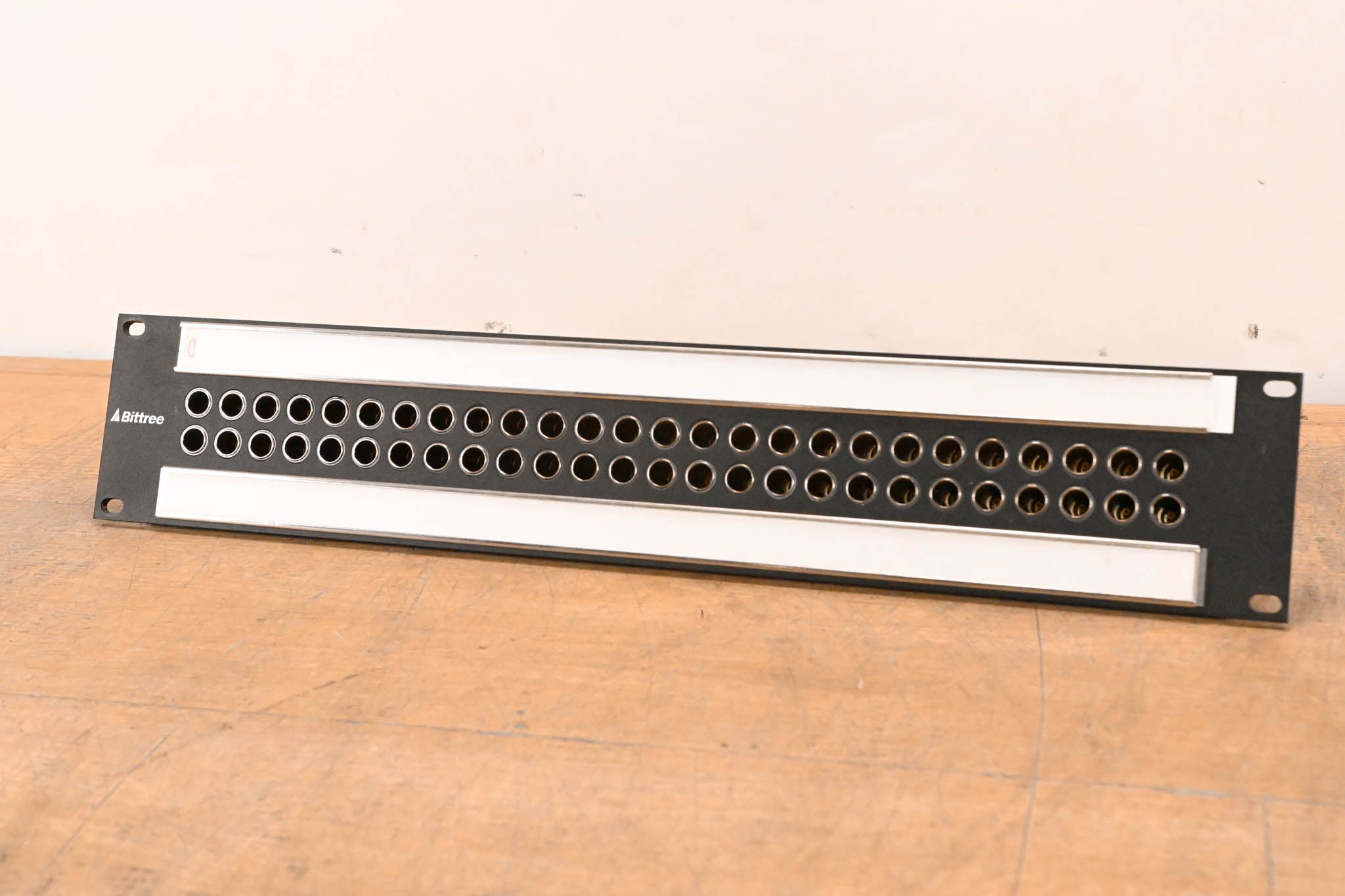 Bittree 2WTHD/S 2x26 2RU Video Patchbay