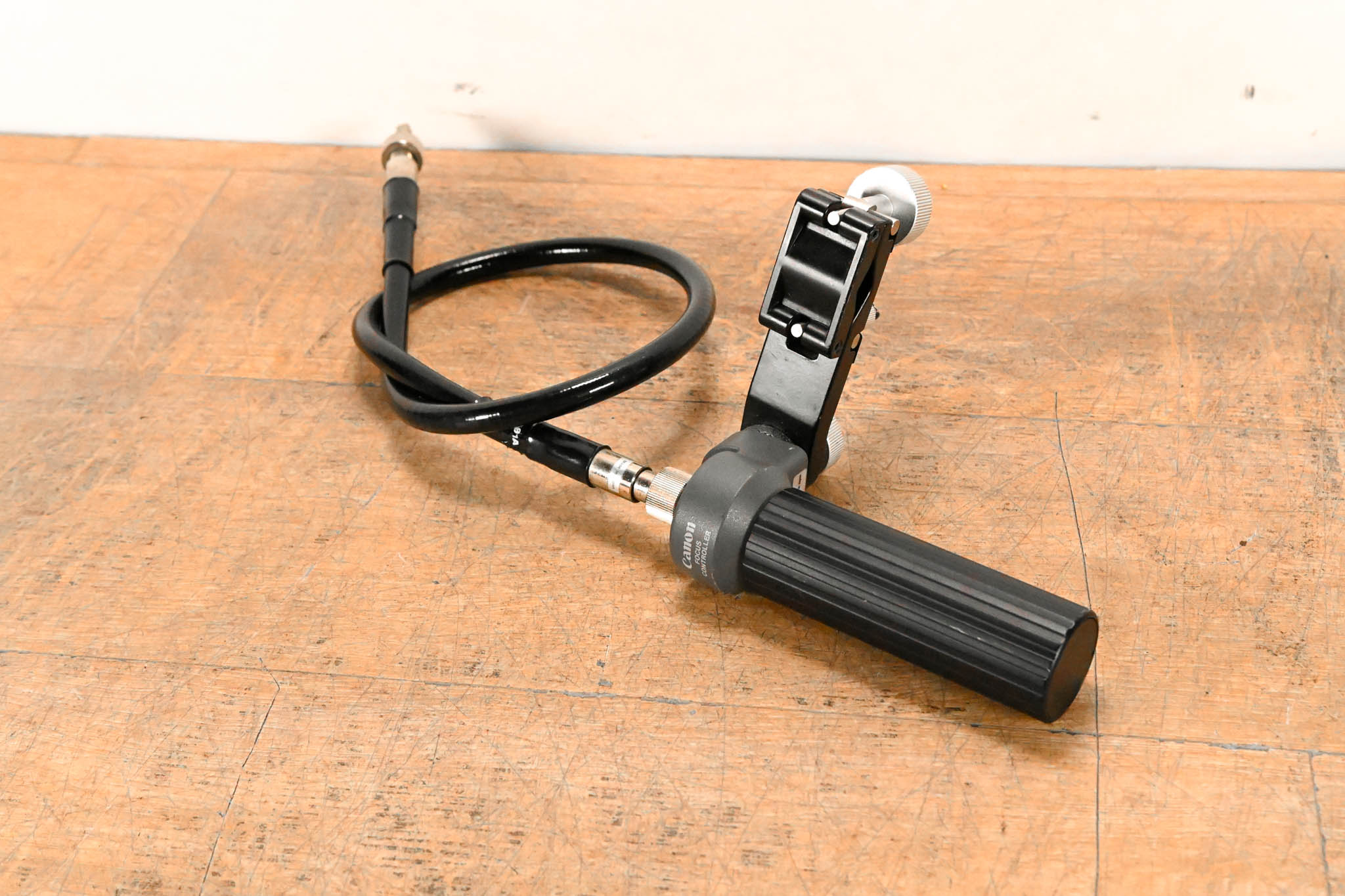 Canon FFC-200 Focus Manual Controller with CR-10 Clamper