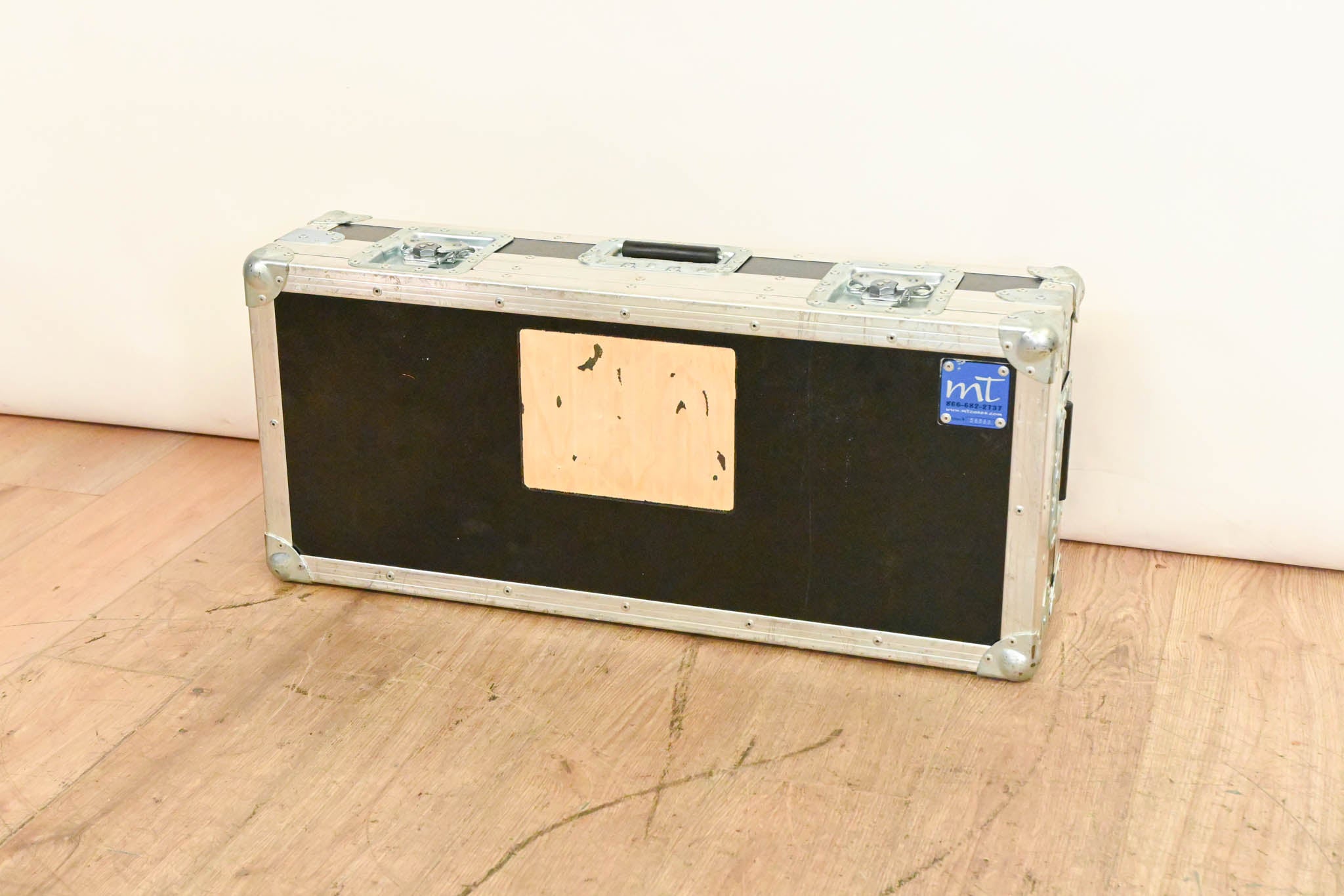 MT Cases Road Case - Interior Dimensions 30" x 12.5" x 7"