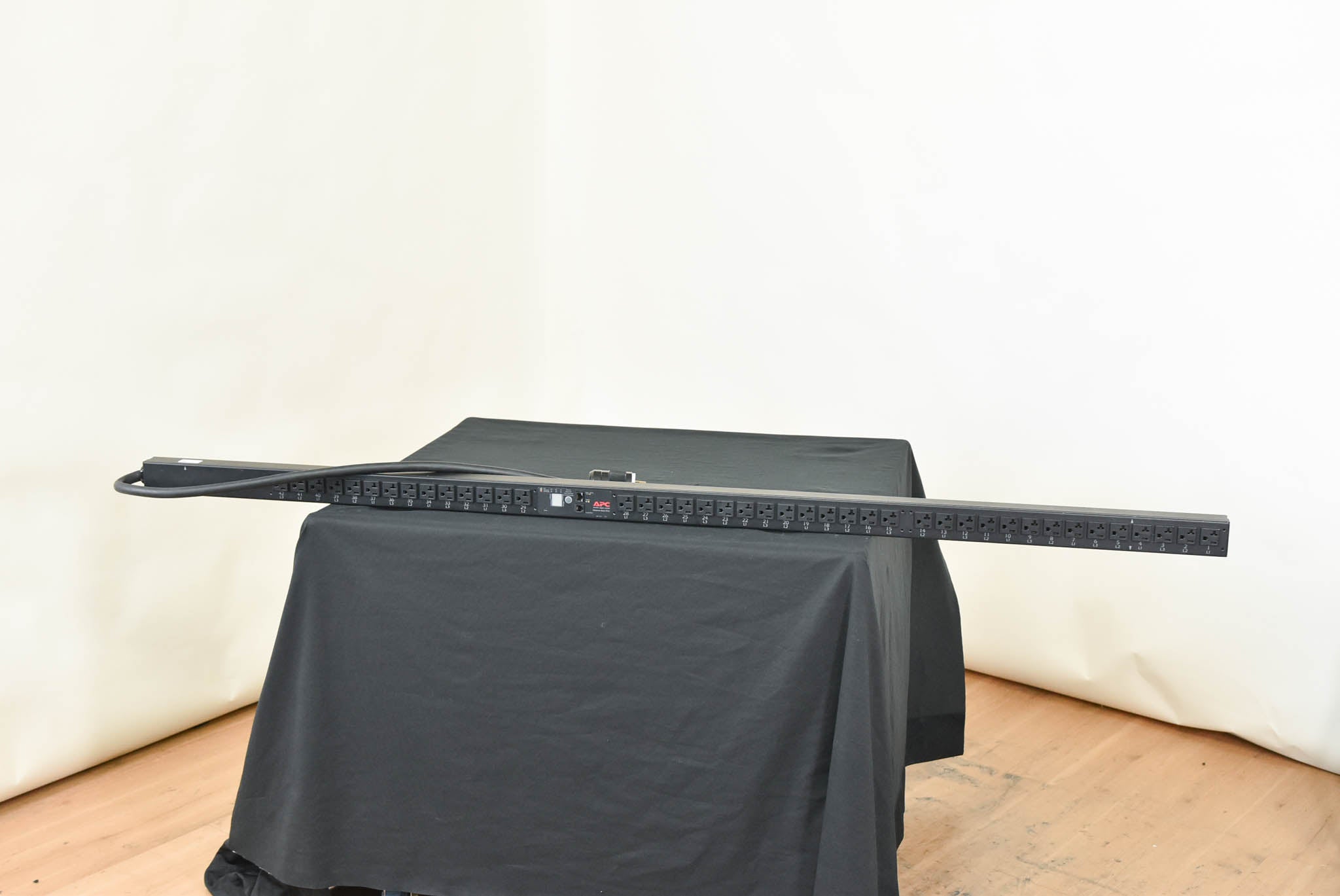 APC AP7862 Metered Rack PDU