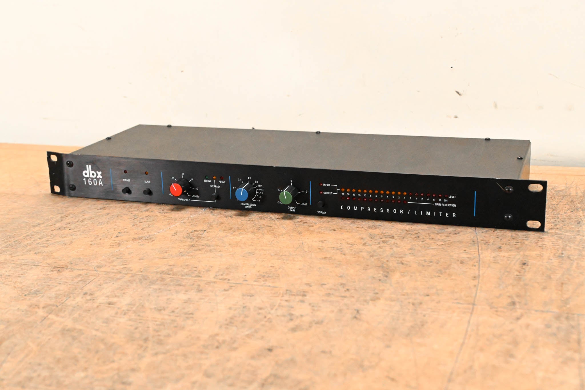 dbx 160A Single-Channel Compressor/Limiter