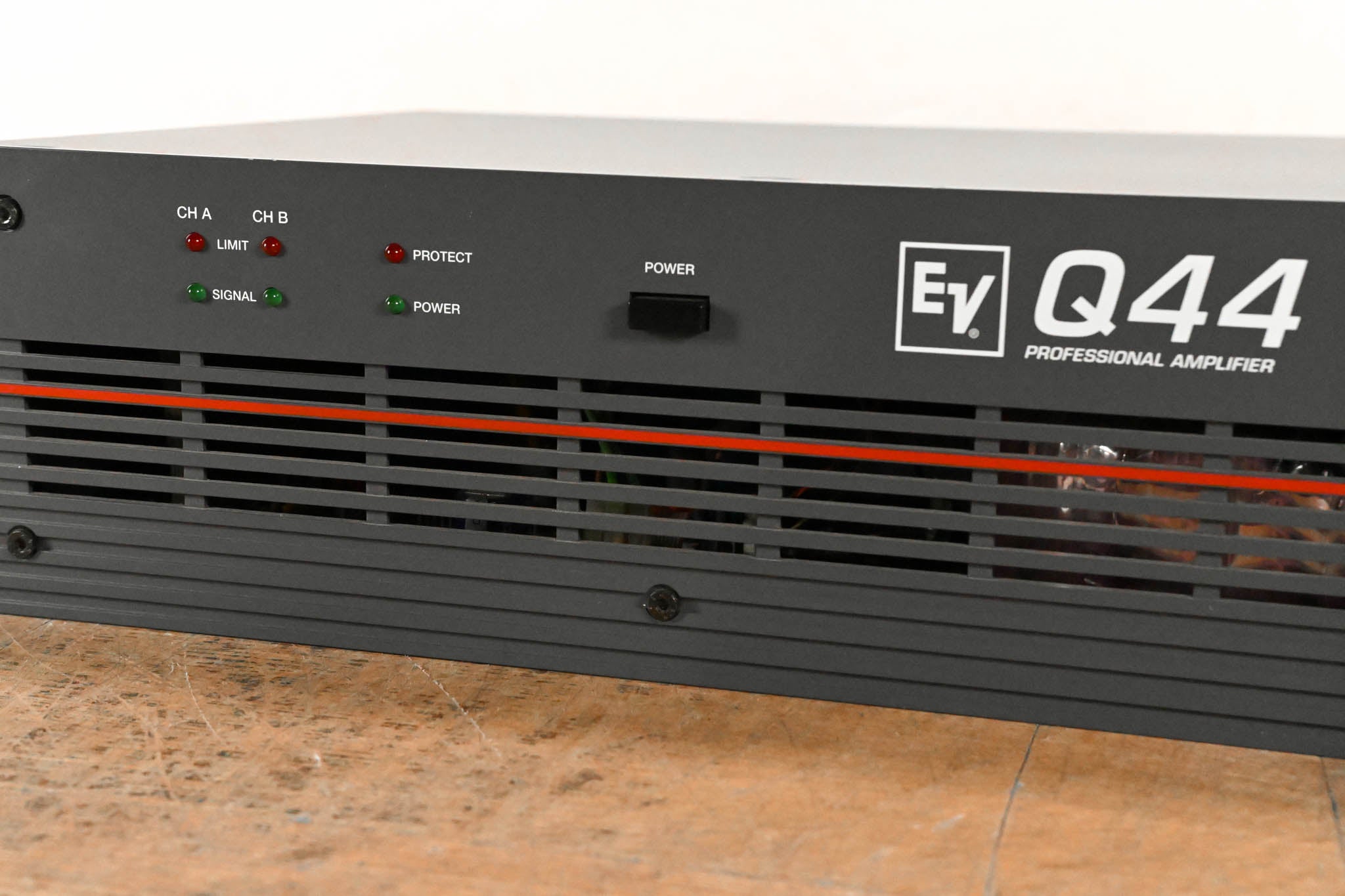 Electro-Voice (EV) Q44 Two-Channel Power Amplifier