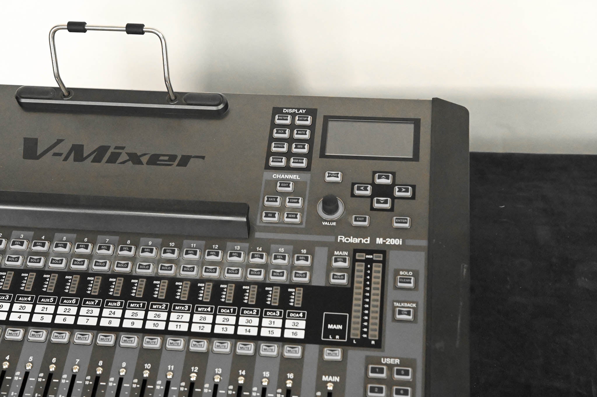 Roland M-200i 32-Channel Live Digital V-Mixer Console