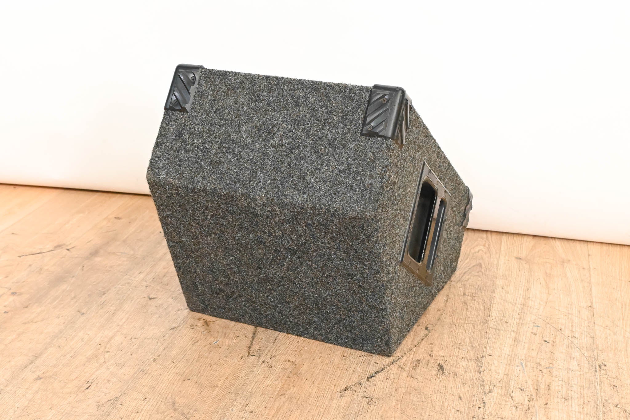 PAS T1222U Floor Monitor