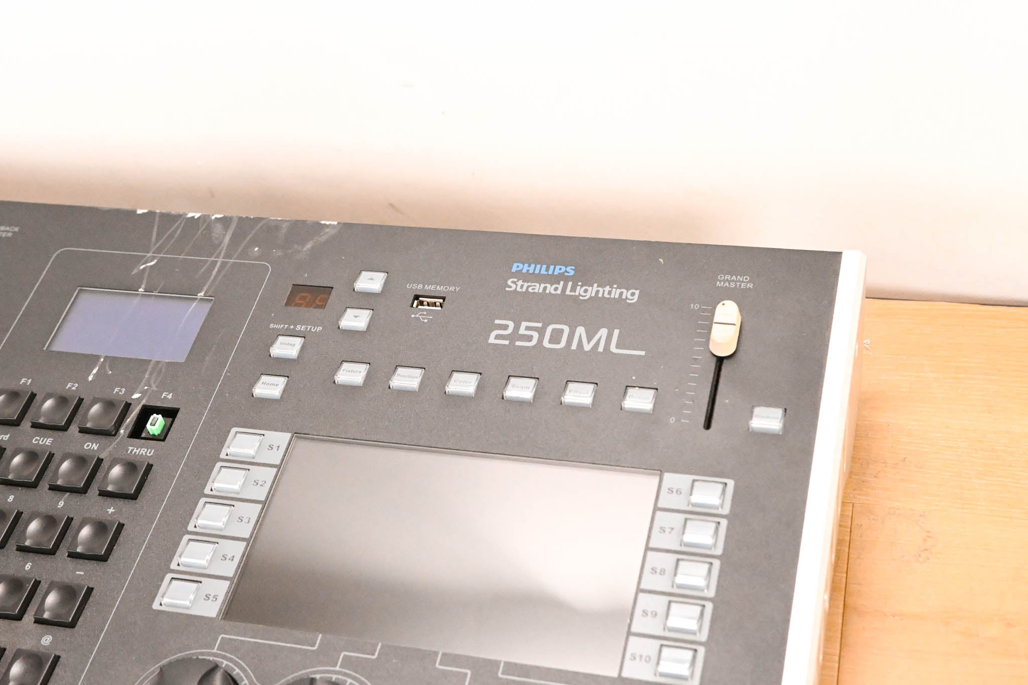 Philips Strand Lighting 250ML Lighting Control Console (NO POWER SUPPLY)