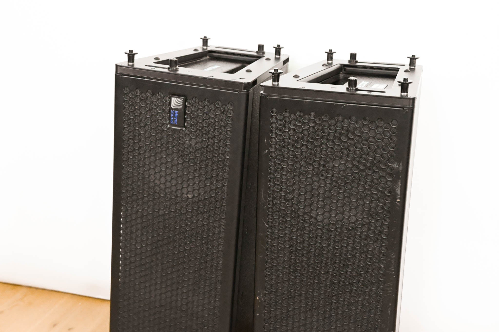 Meyer Sound M'elodie High-Power Curvilinear Array Loudspeaker (PAIR)