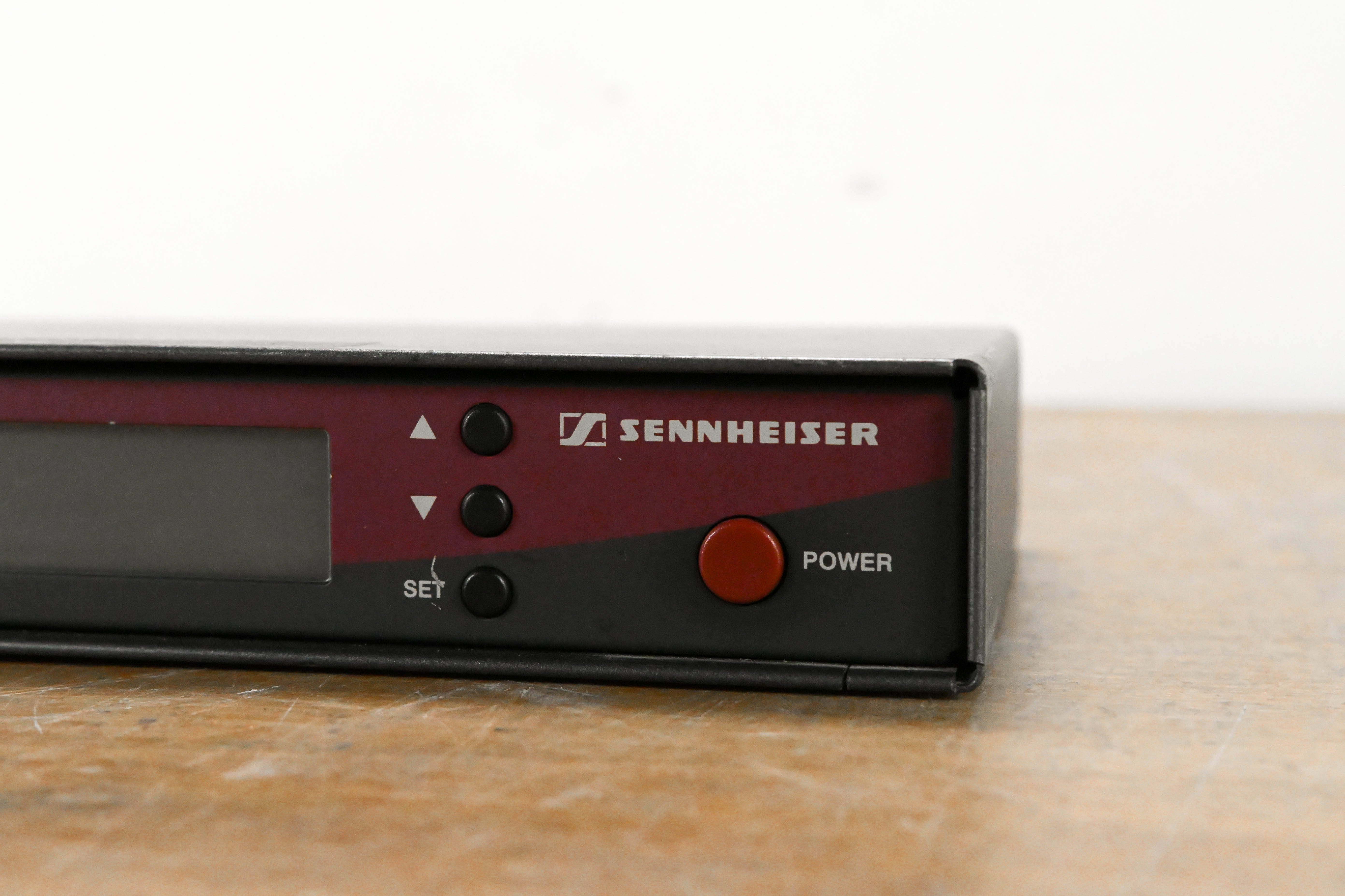 Sennheiser EM 100 G2 Wireless Receiver - 518-554 MHz (NO POWER SUPPLY)