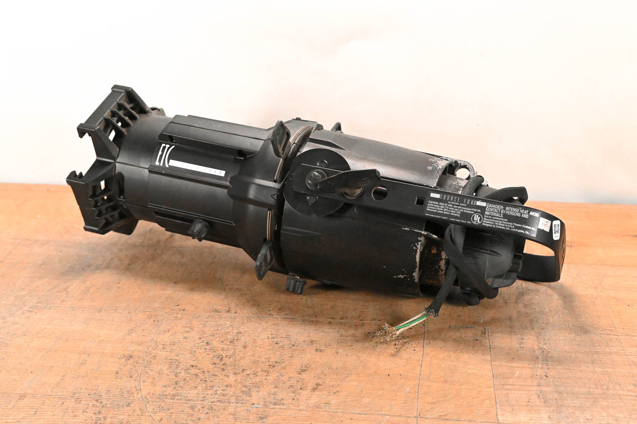ETC Source Four 575 50 Degree Ellipsoidal Light