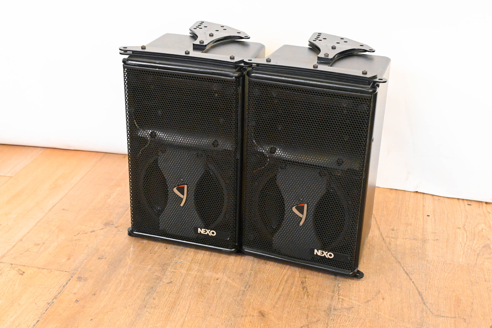 NEXO GEO S805 Compact High-Output Array Module (PAIR)