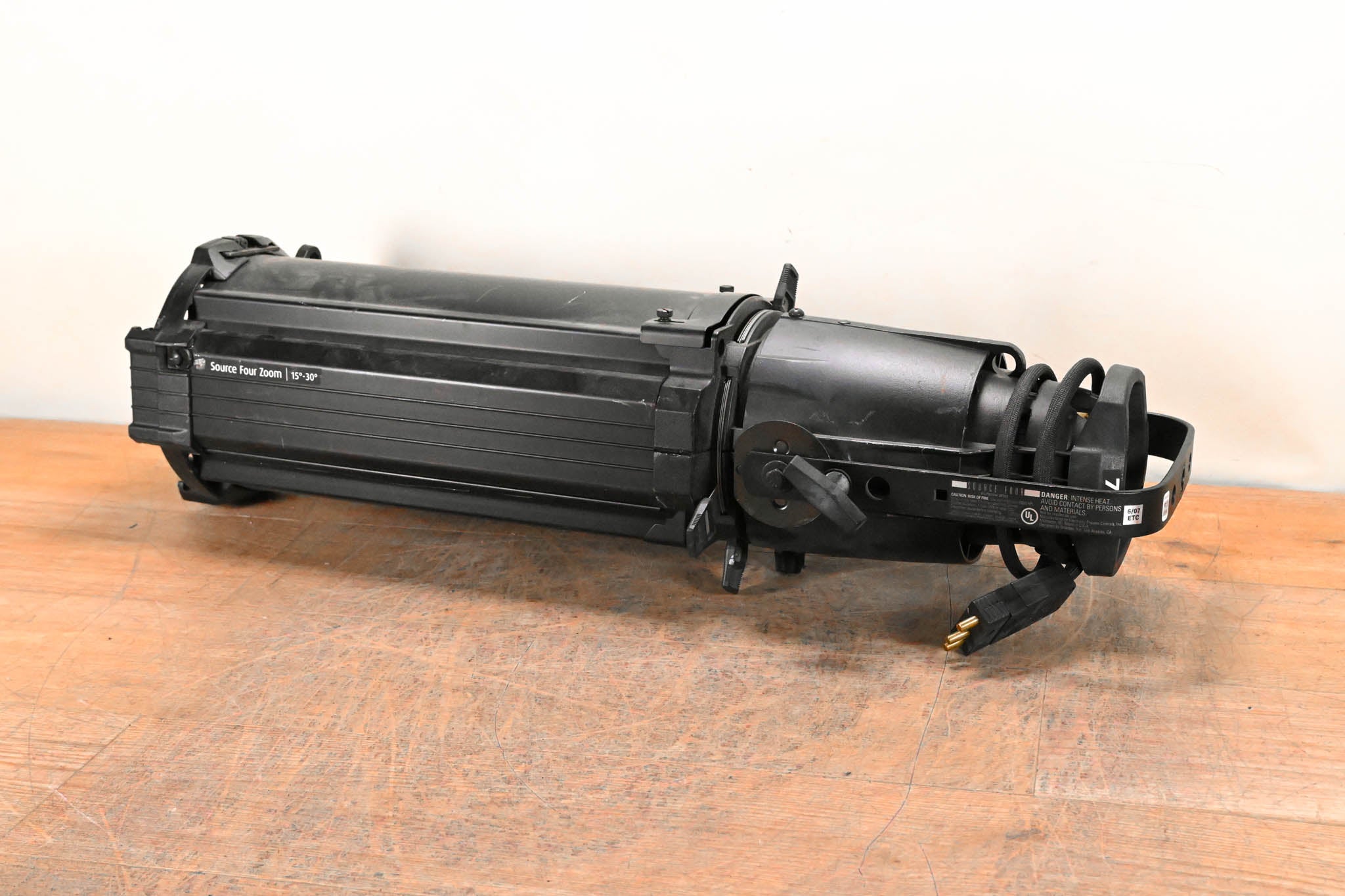 ETC Source Four Zoom 15-30 Degree 750 Ellipsoidal Light