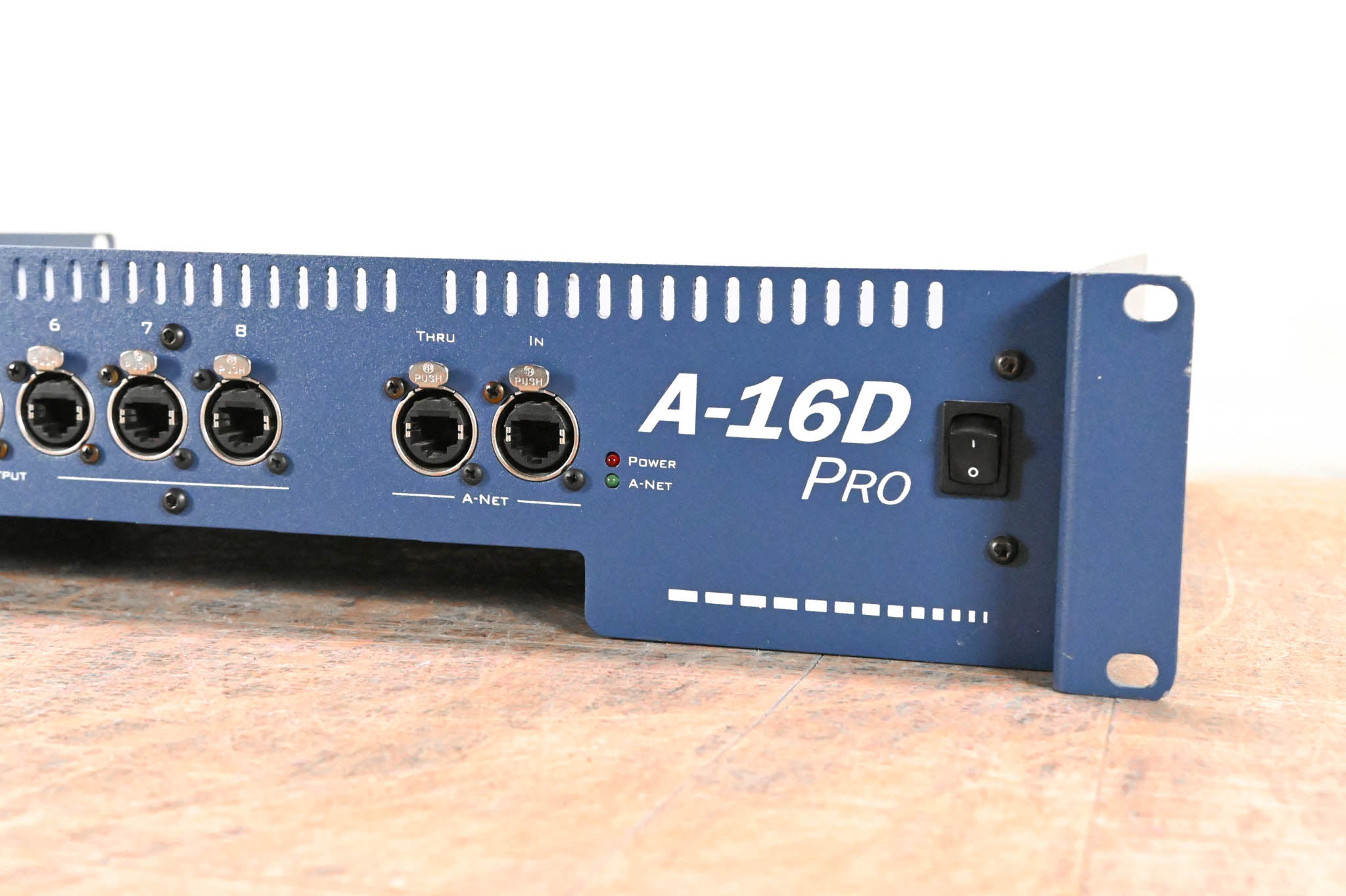 Aviom A-16D Pro A-Net Distributor