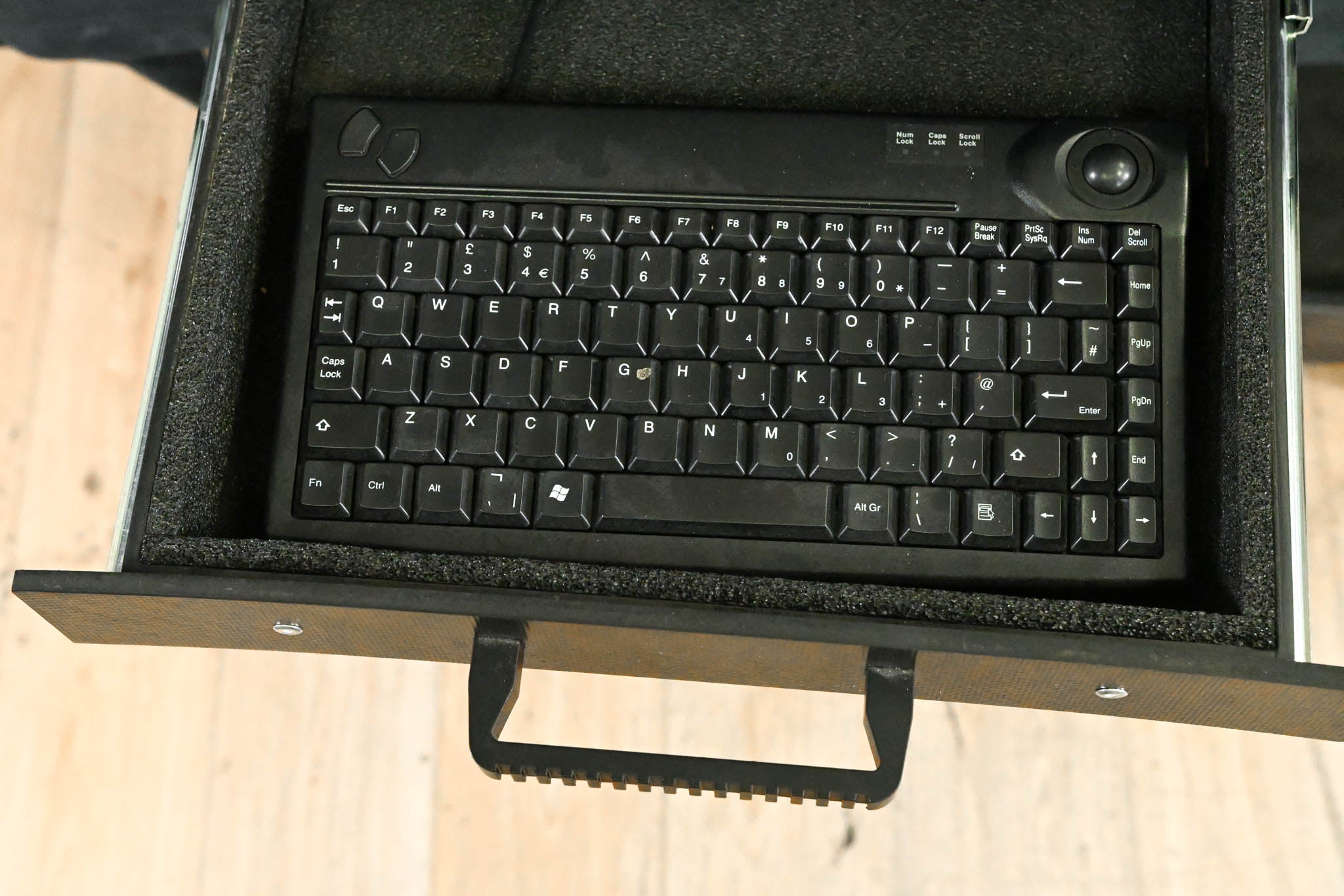 DiGiCo SD9 Digital Mixing Console with Road Case