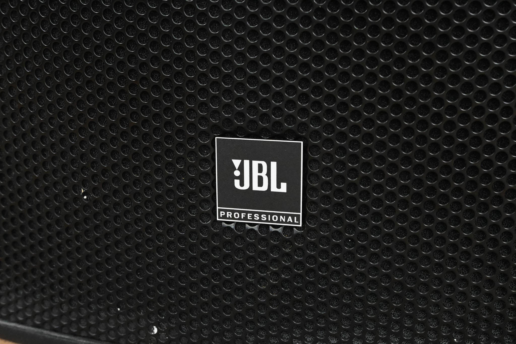 JBL ASB7118 Ultra Long Excursion High Power Single 18” Subwoofer