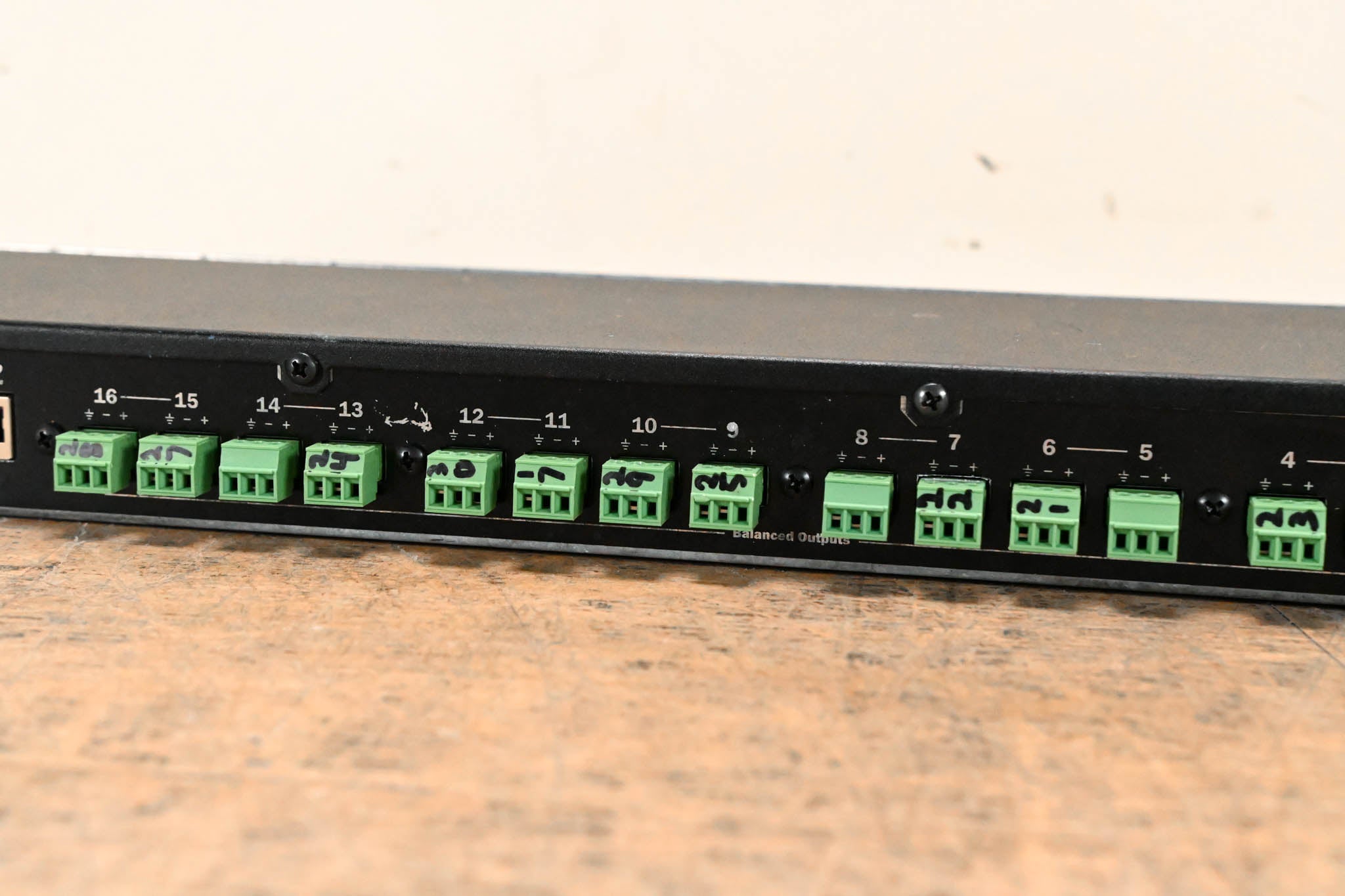 Aviom AN-16/o A-Net Output Module