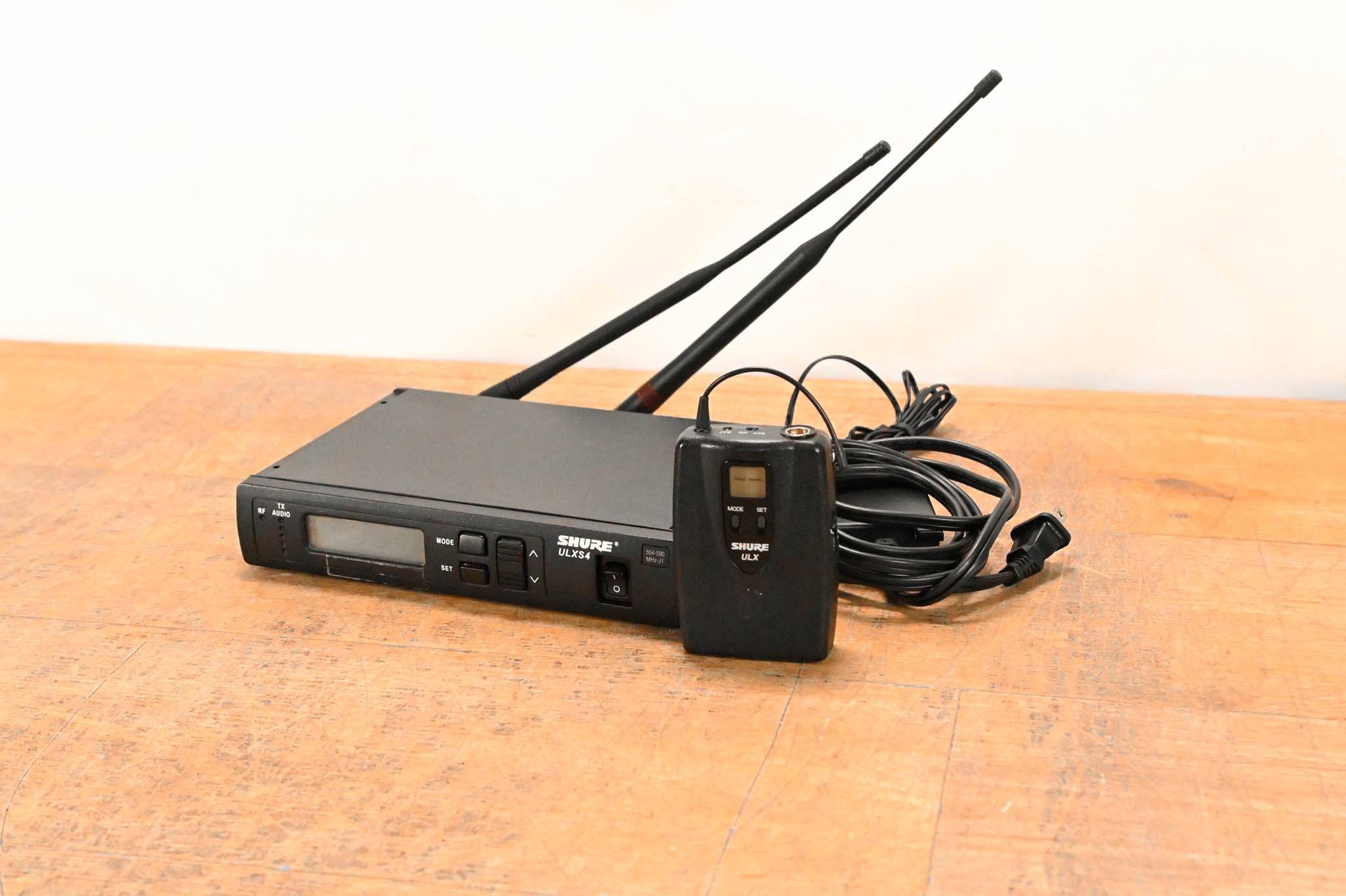 Shure ULXS14 Bodypack Wireless System - J1 Band: 554-590 MHz