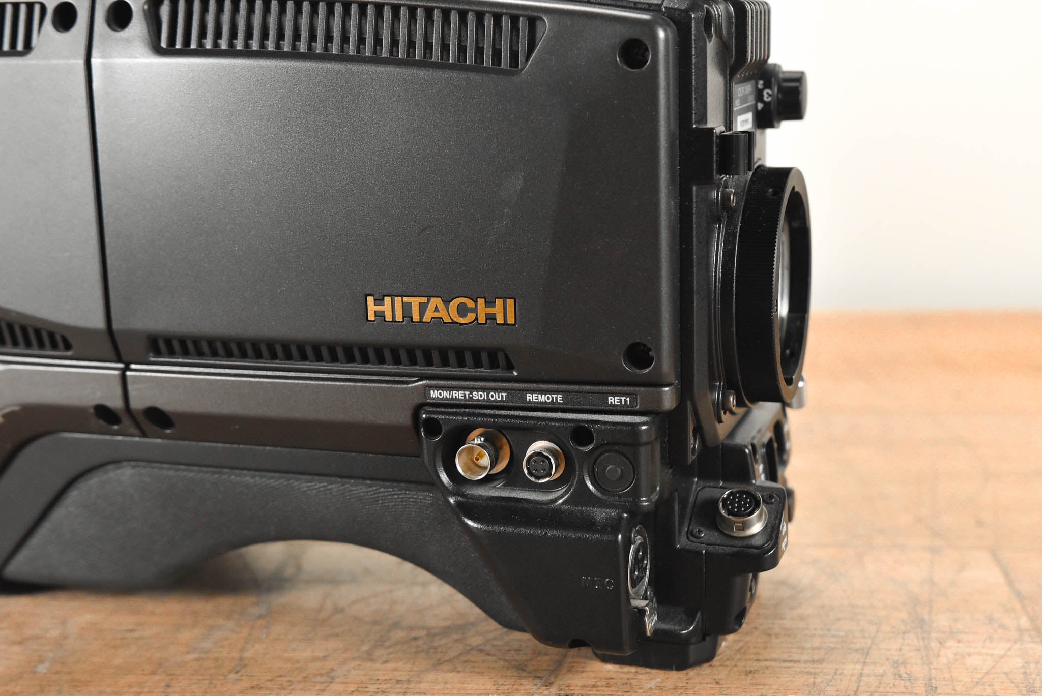 Hitachi Z-HD5000 HDTV Camera w/ CA-HF1000 Camera Adaptor