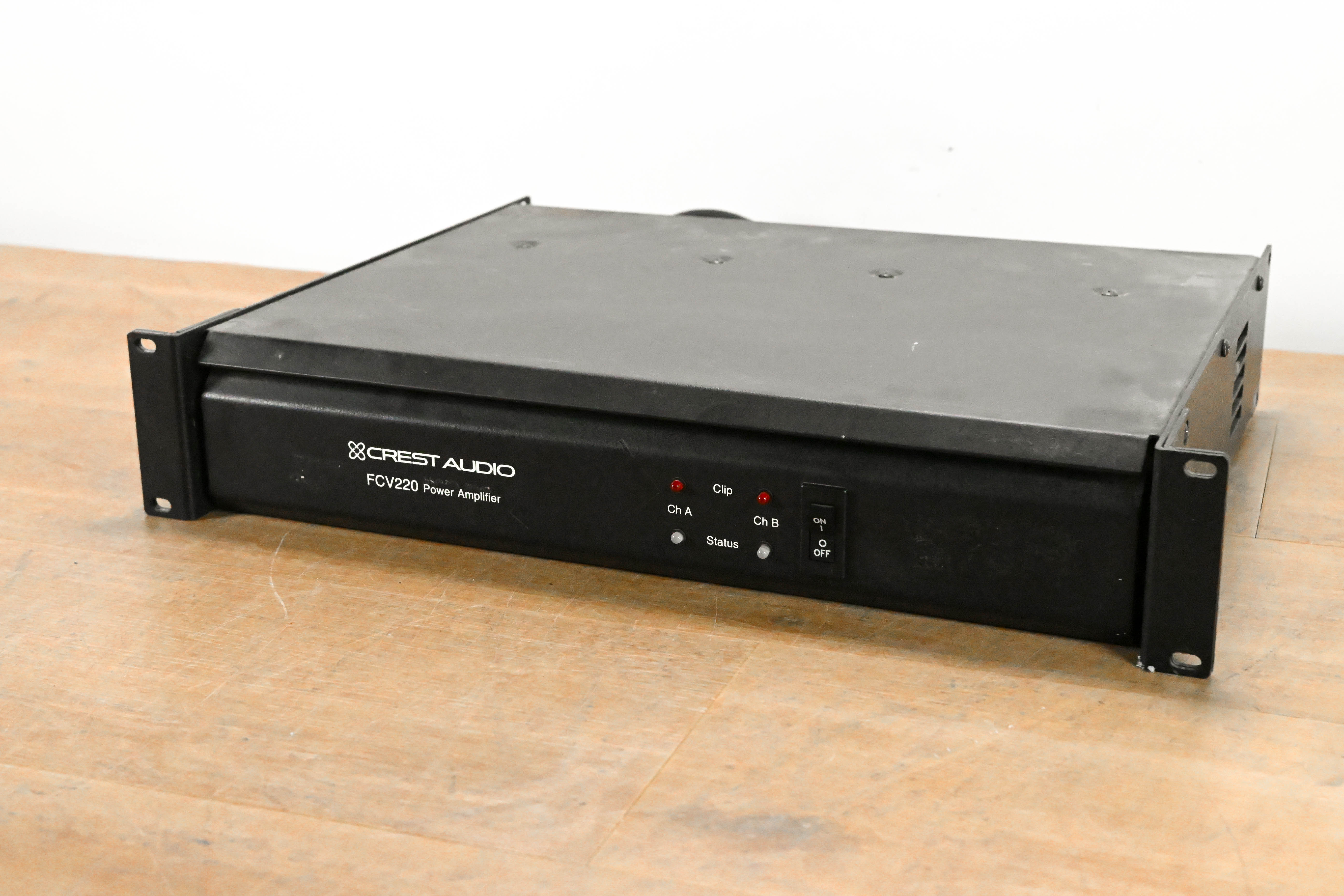 Crest Audio FCV220 2-Channel Installation Power Amplifier