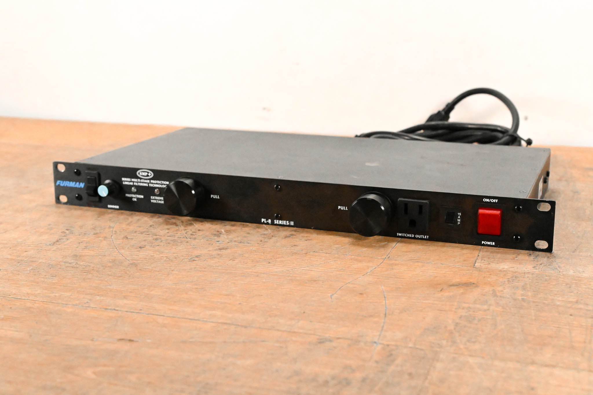 Furman PL-8 Series II 8-Outlet Rackmount Power Conditioner