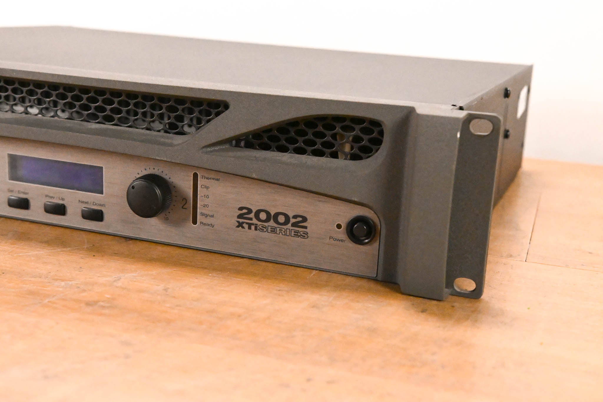 Crown XTi 2002 2-Channel Power Amplifier