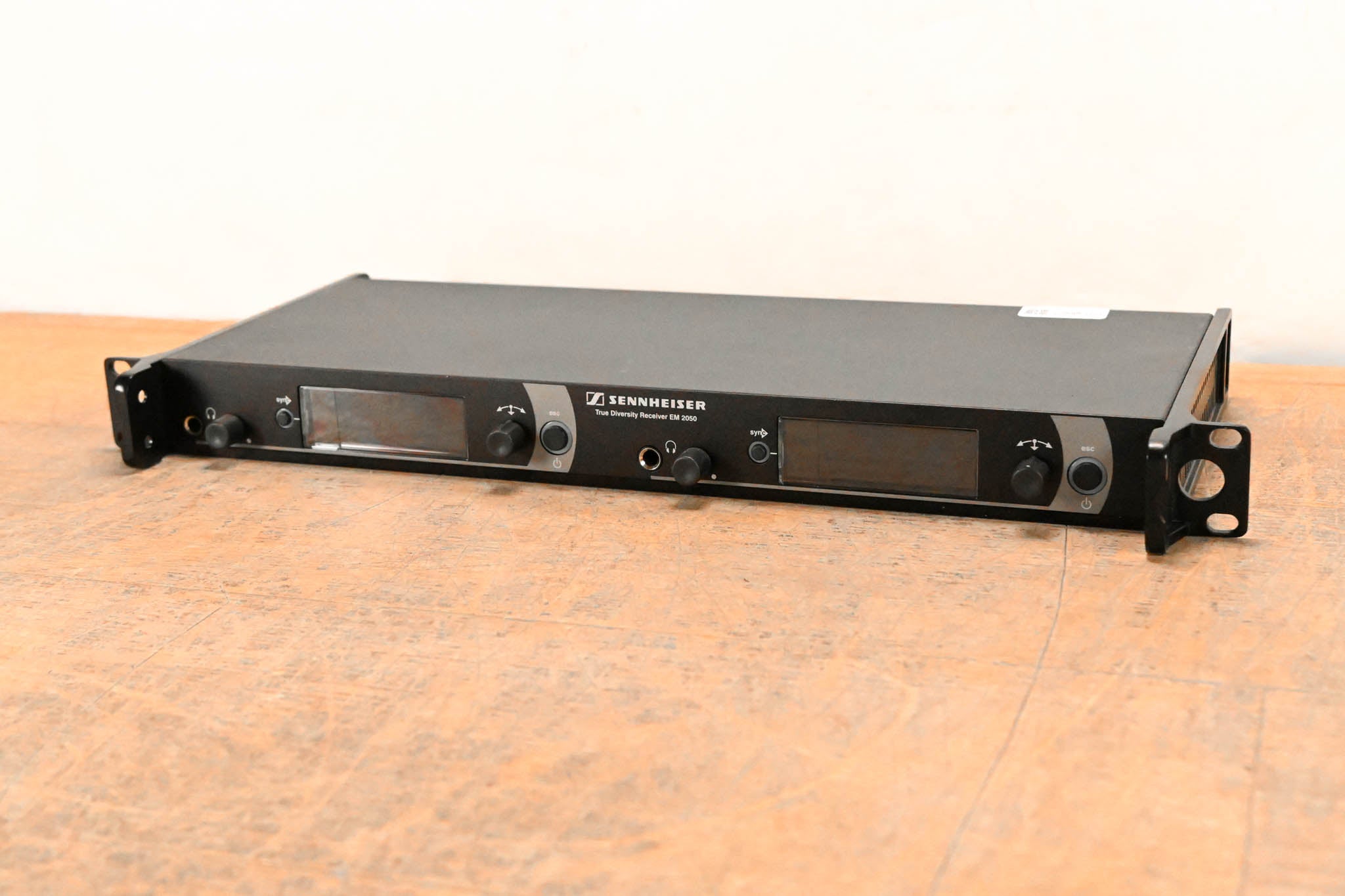 Sennheiser EM 2050 Dual-Channel Wireless Receiver Aw Range: 516-558 MHz