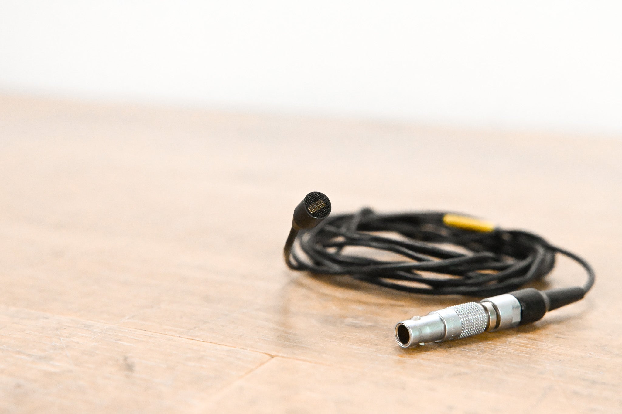 DPA Microphones 4061 Subminiature Lapel Mic w/ 4-Pin Lemo Connector
