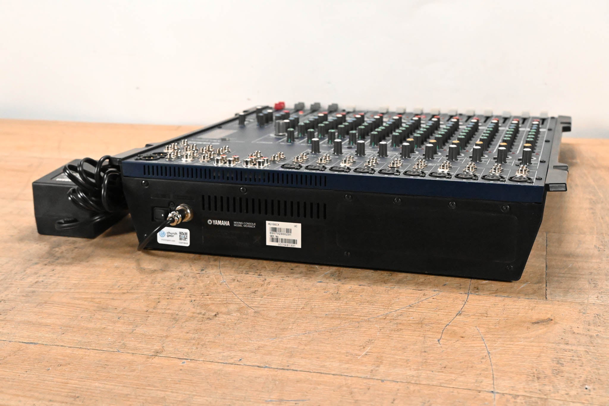 Yamaha MG166CX 16-Channel, 6-Bus Analog Mixer