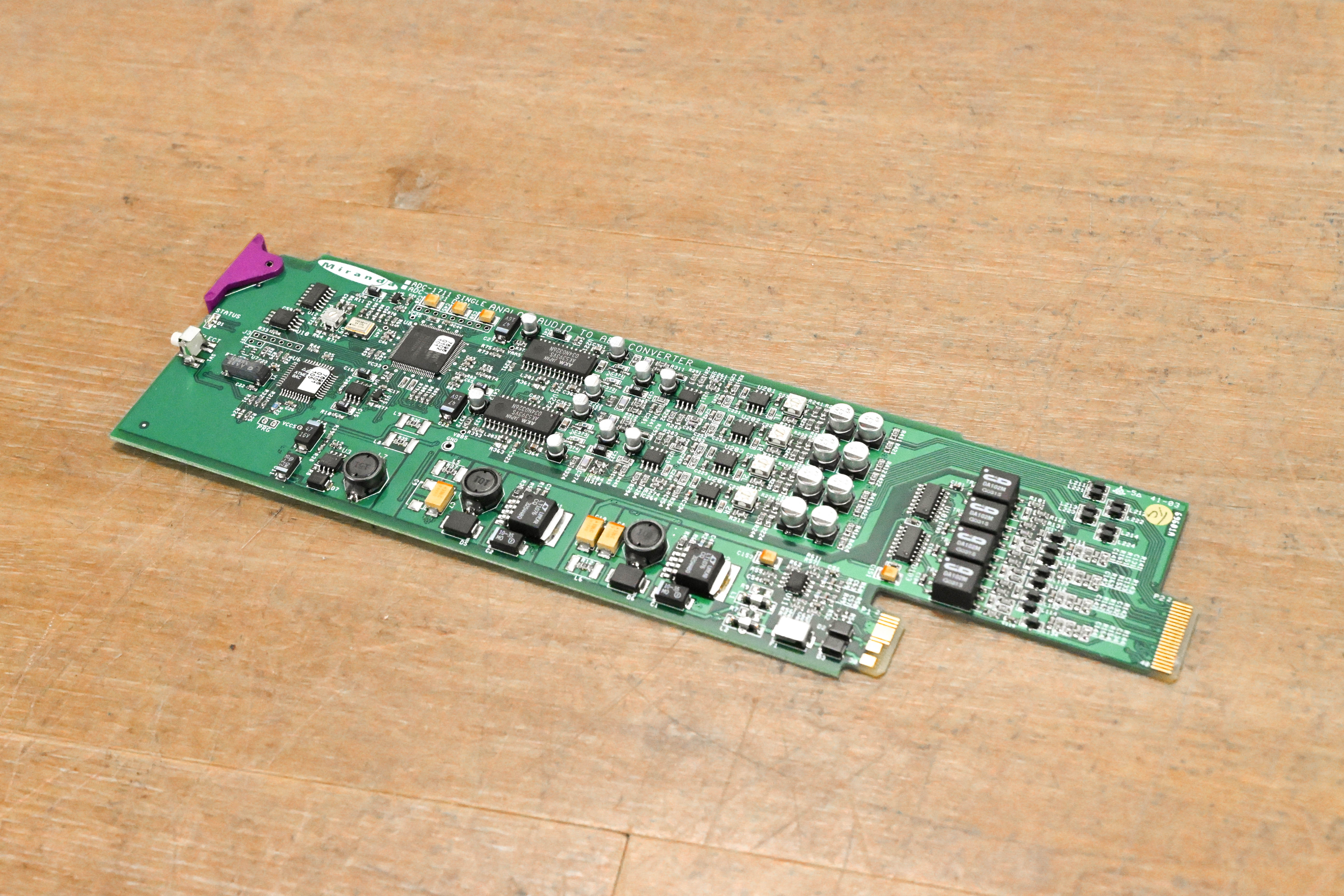 Miranda ADC-1721 Dual Analog Audio to AES Converter
